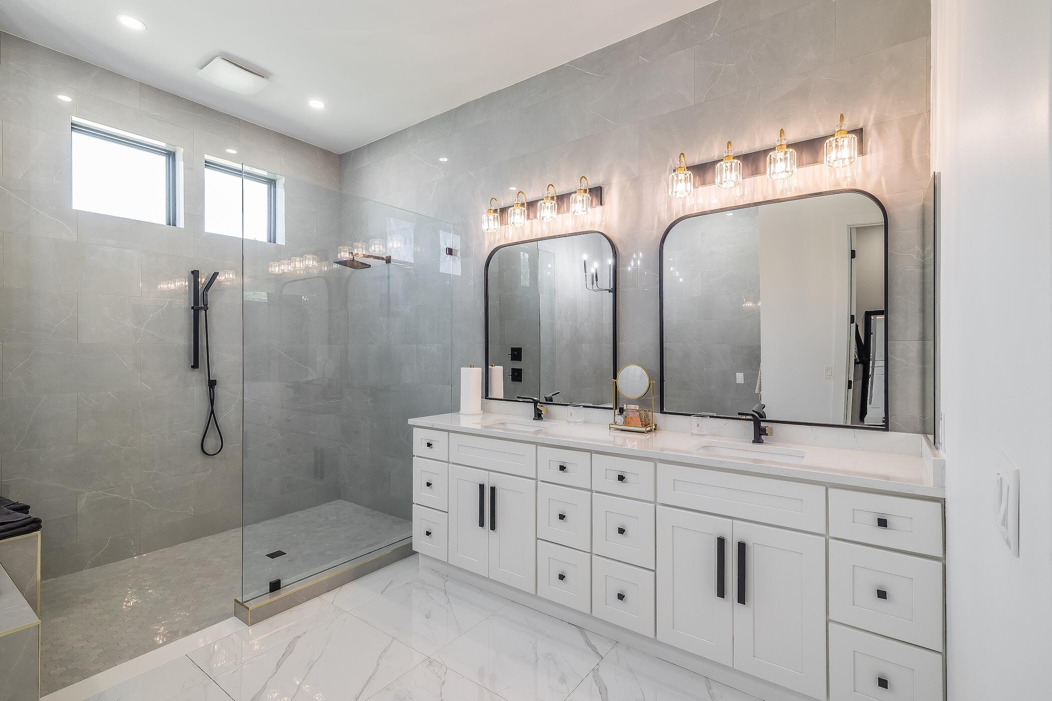 EMERALD BAY WEST - Residential