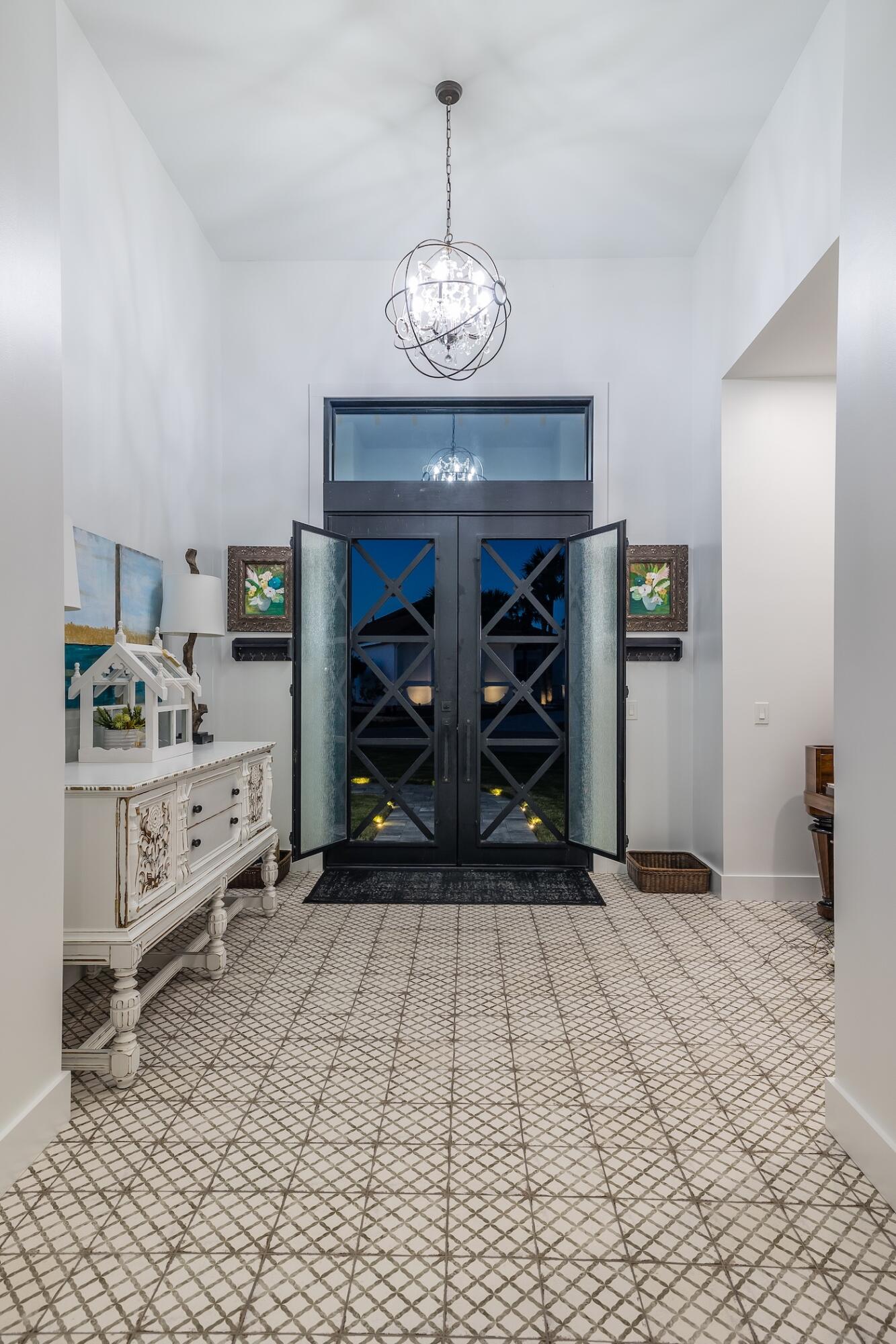 EMERALD BAY WEST - Residential
