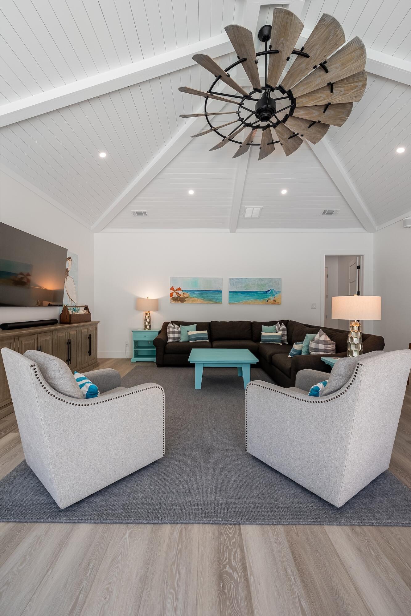 EMERALD BAY WEST - Residential