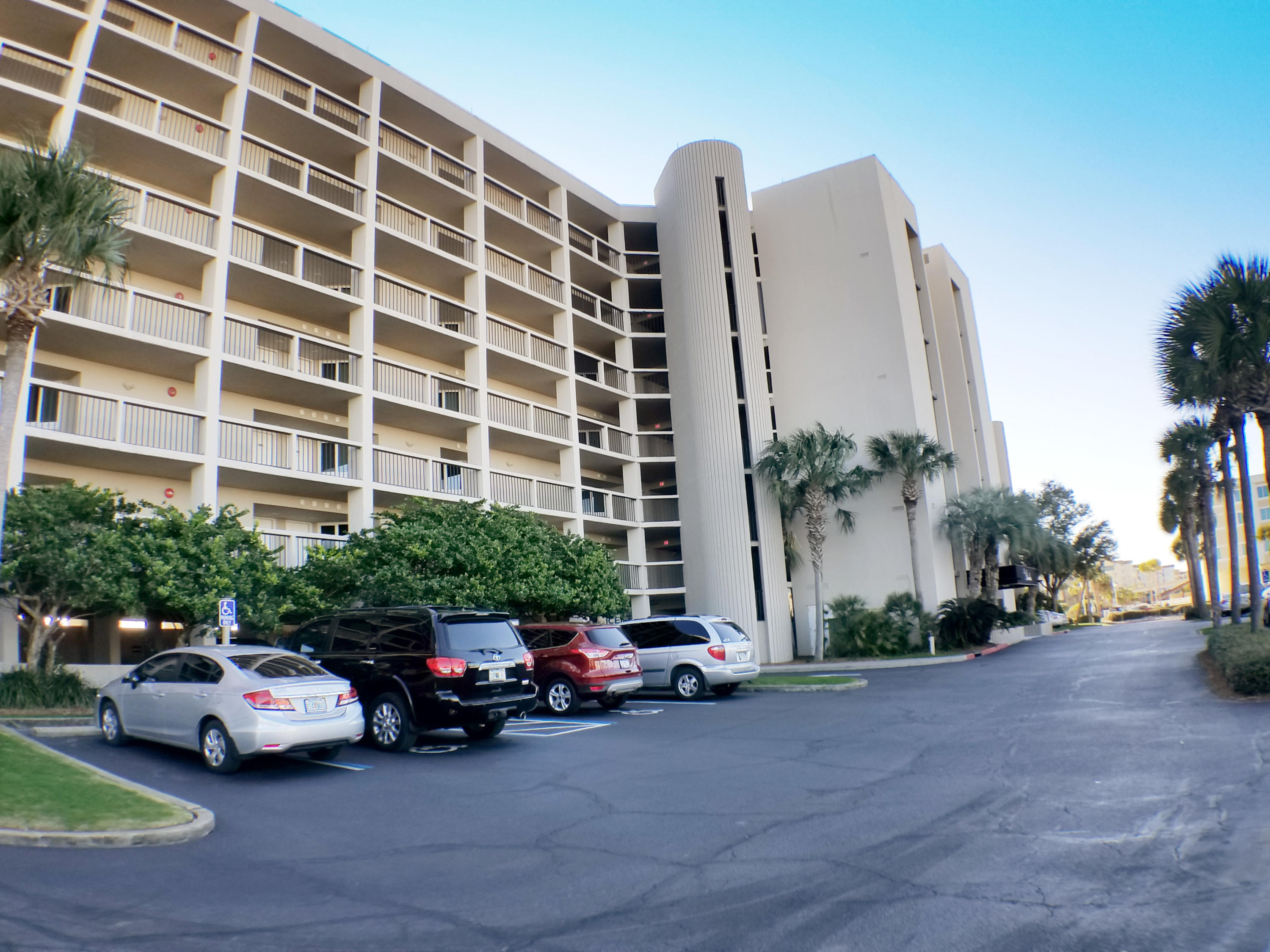 BREAKERS OF FWB PH 1 - Residential