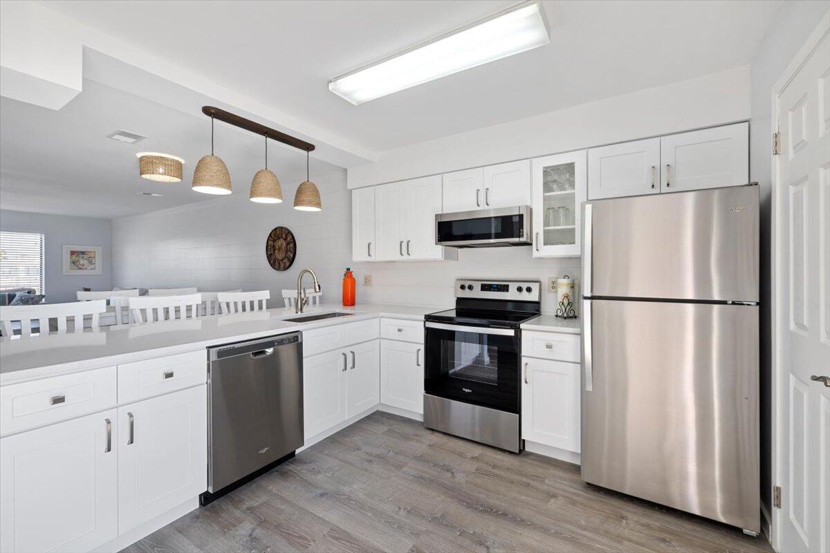 SANDPRINTS CONDO - Residential