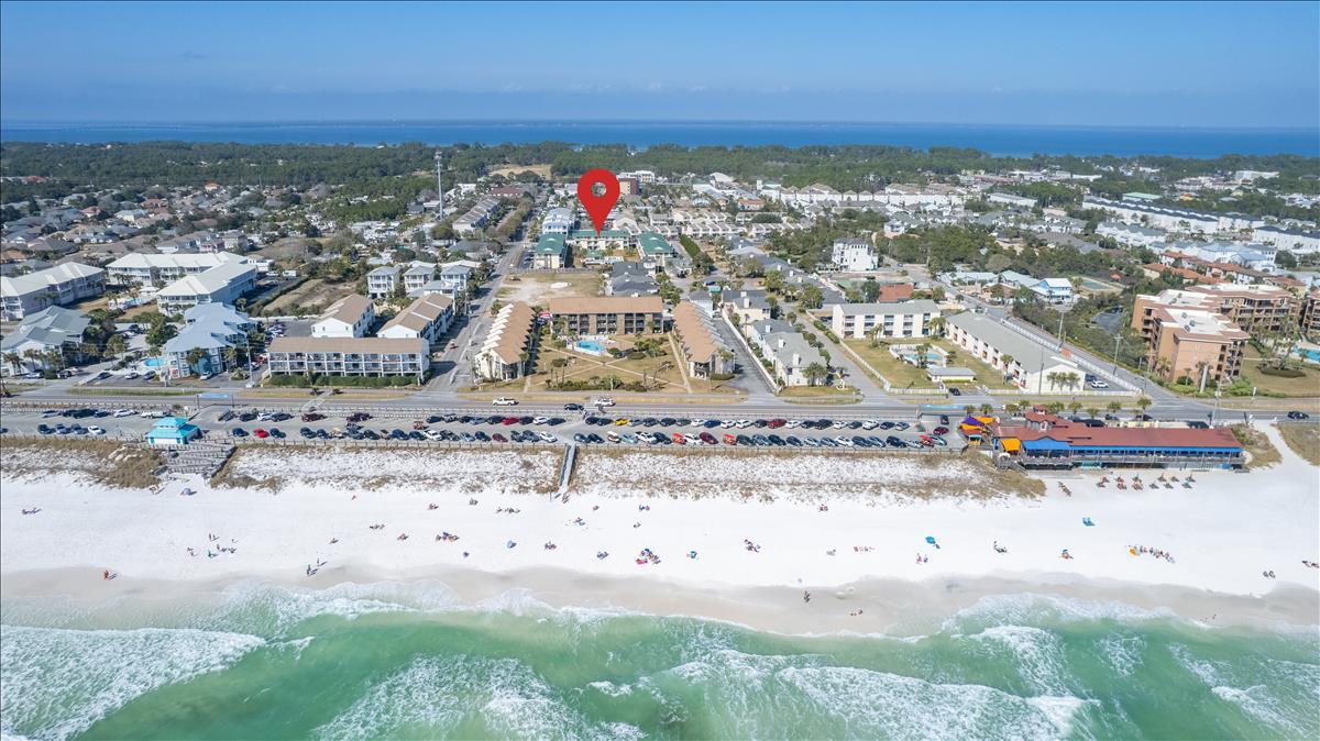 SANDPRINTS CONDO - Residential