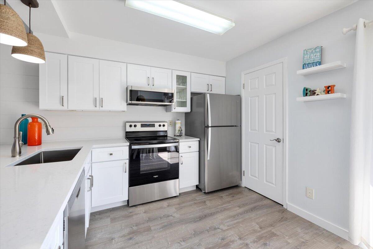 SANDPRINTS CONDO - Residential