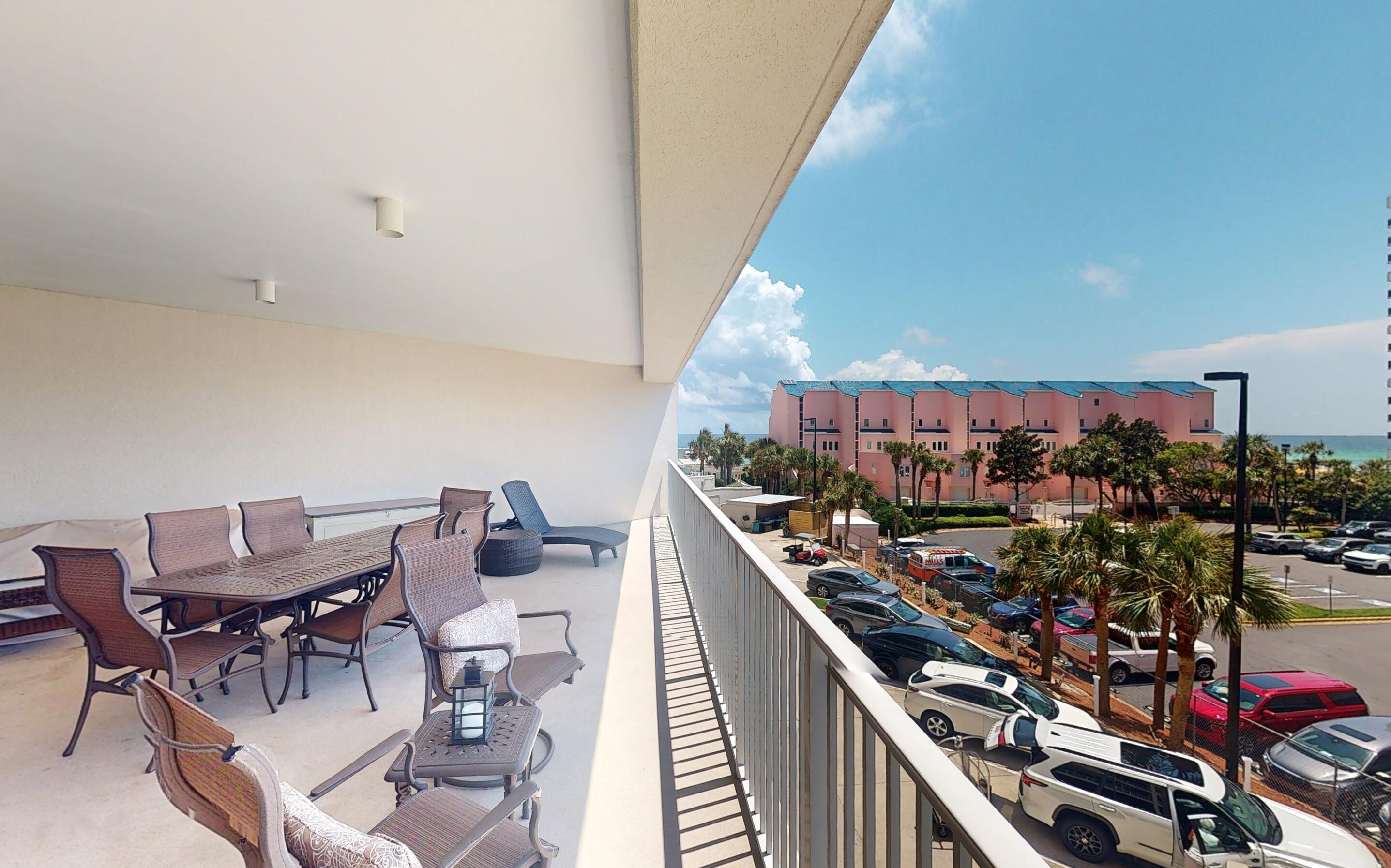 TIDES AT TOPS'L - Residential