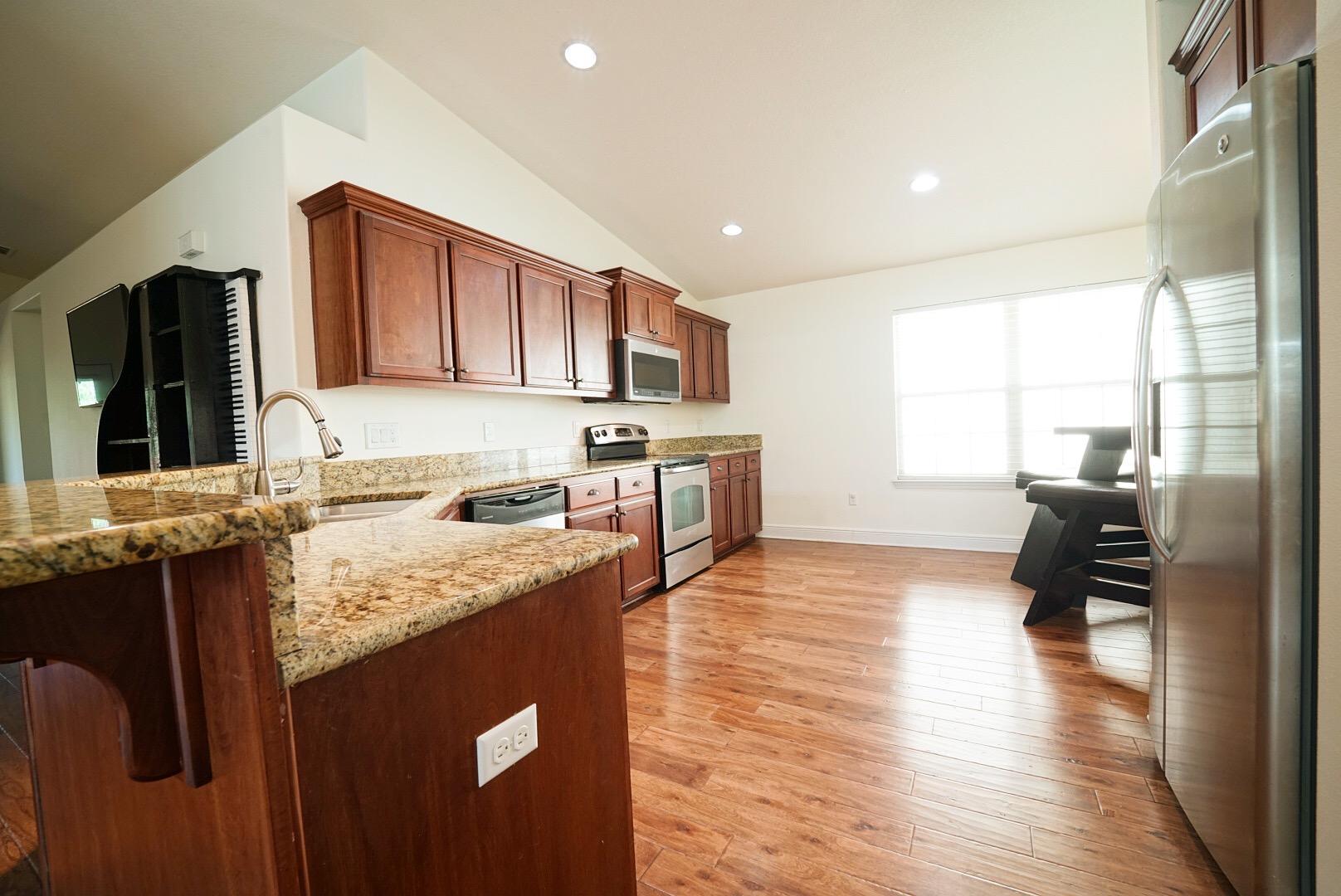 EAGLE BAY - Residential