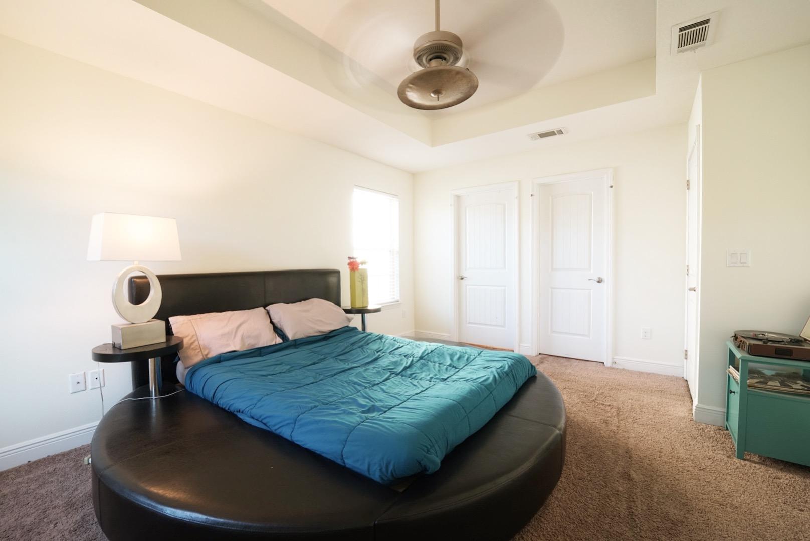 EAGLE BAY - Residential