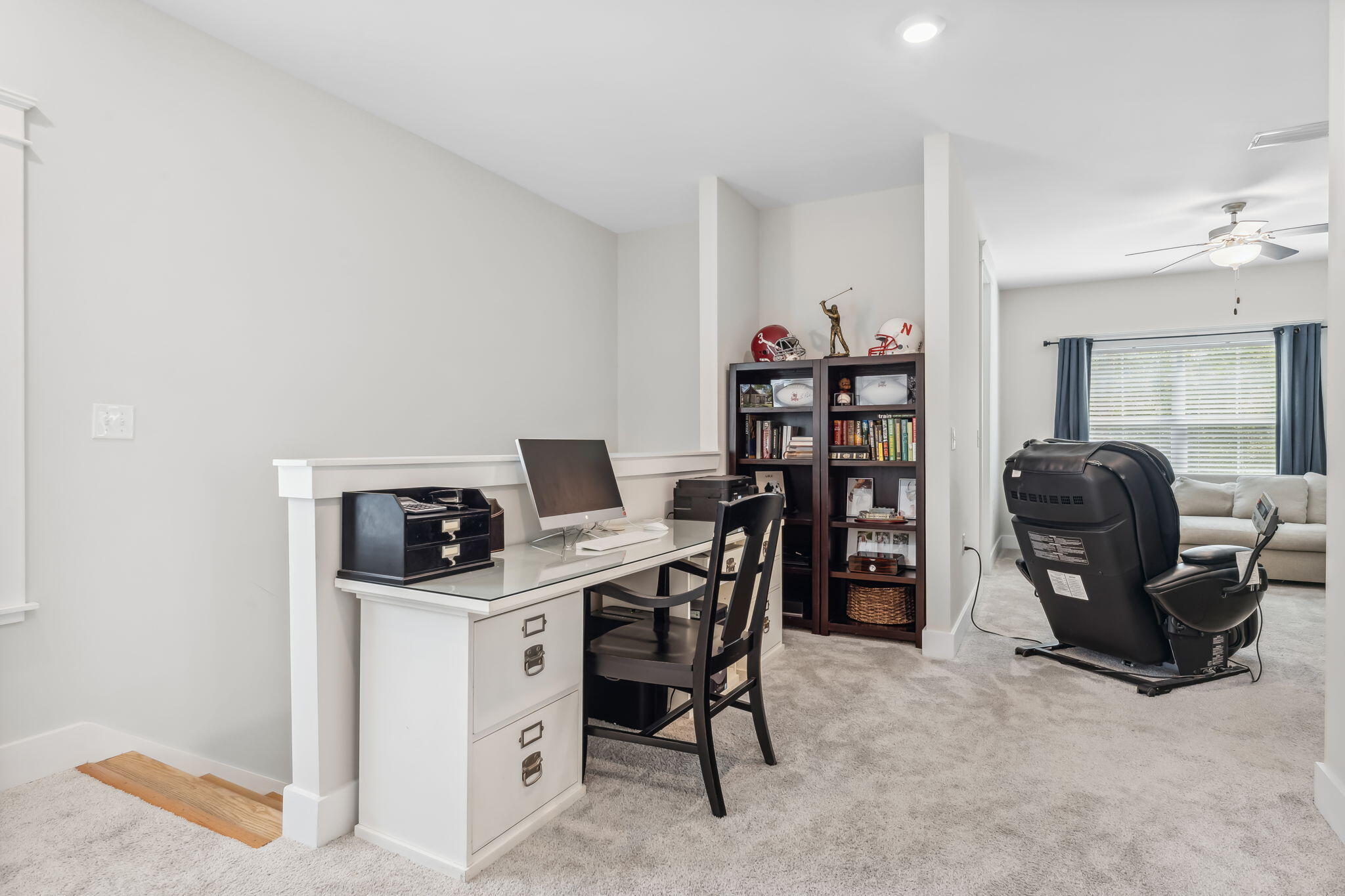 DAXTON ON THE BAY - Residential