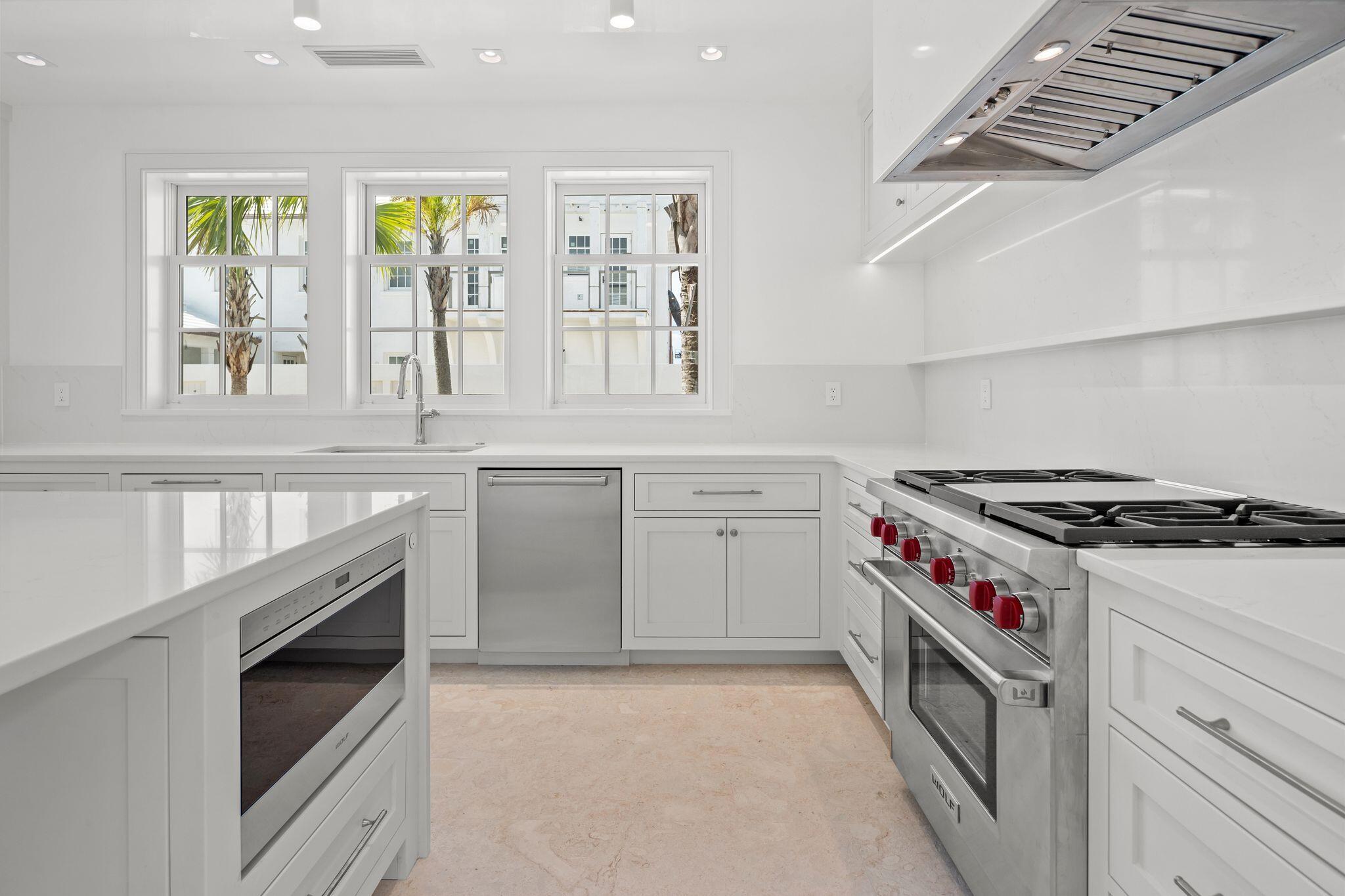 ALYS BEACH - Residential