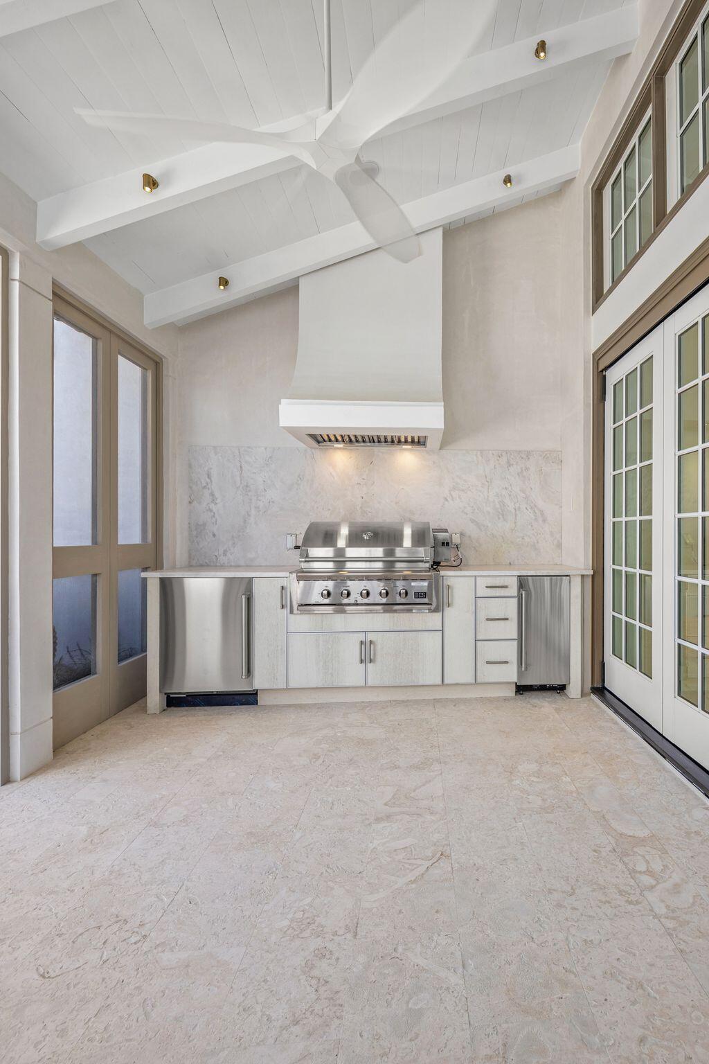 ALYS BEACH - Residential