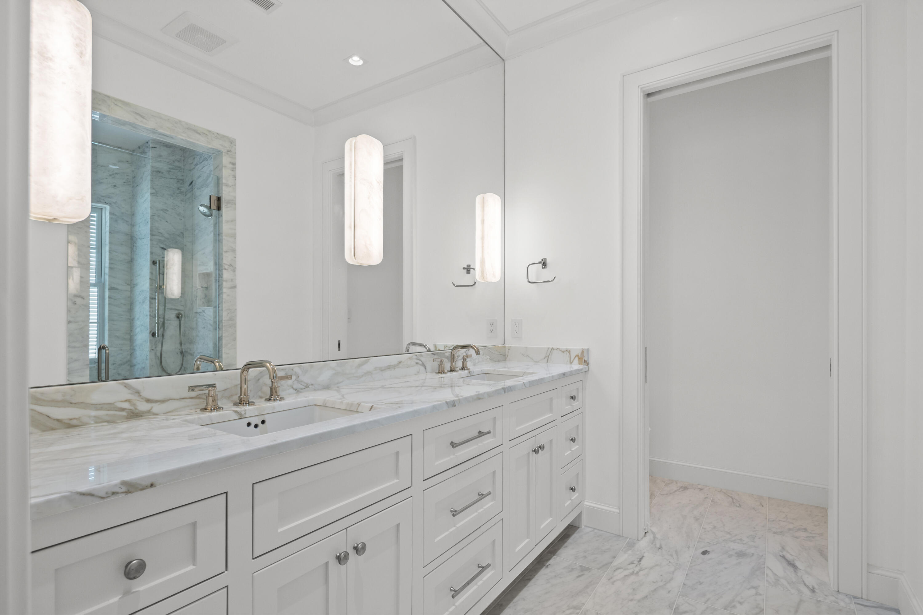 ALYS BEACH - Residential