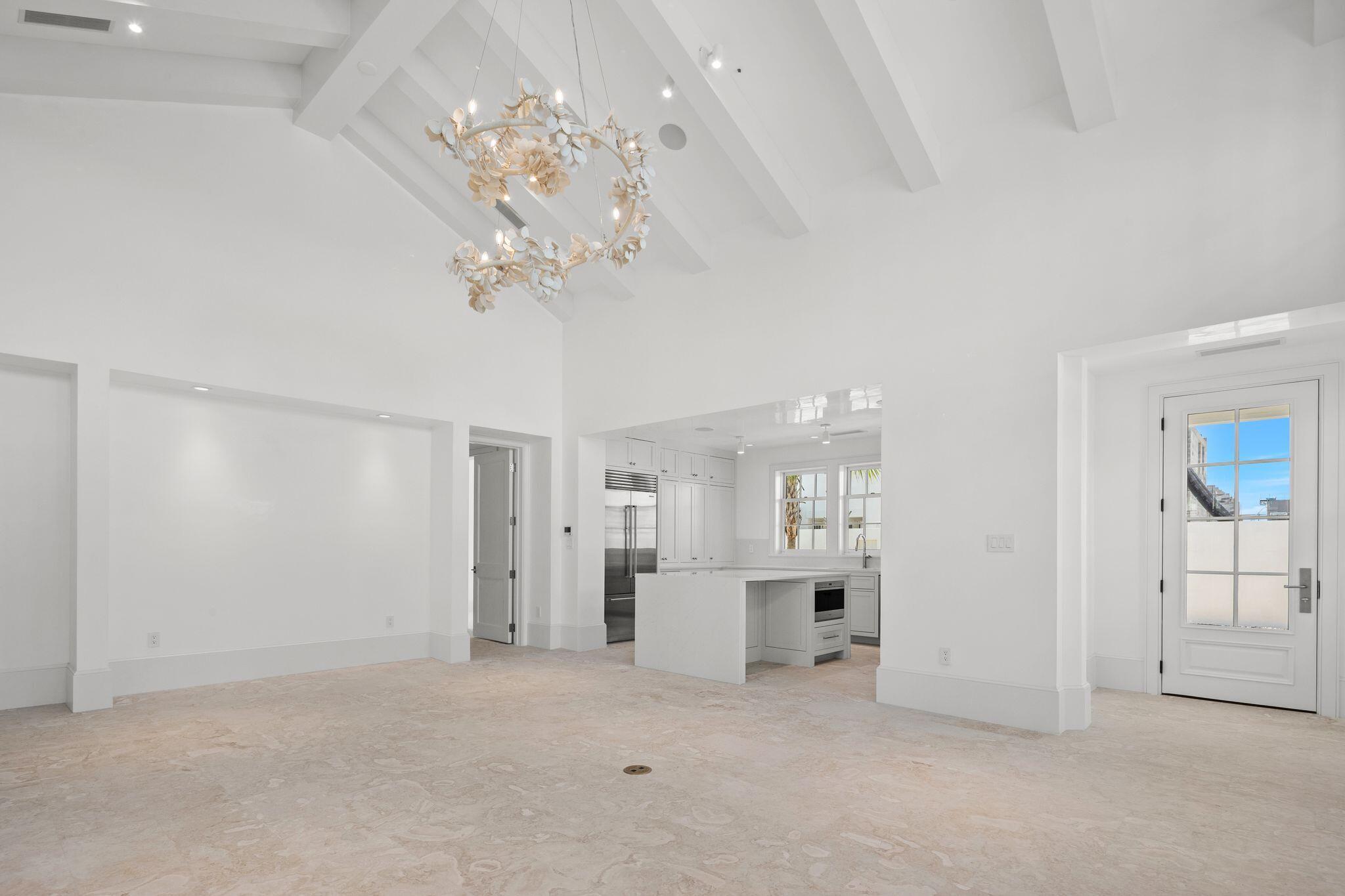 ALYS BEACH - Residential