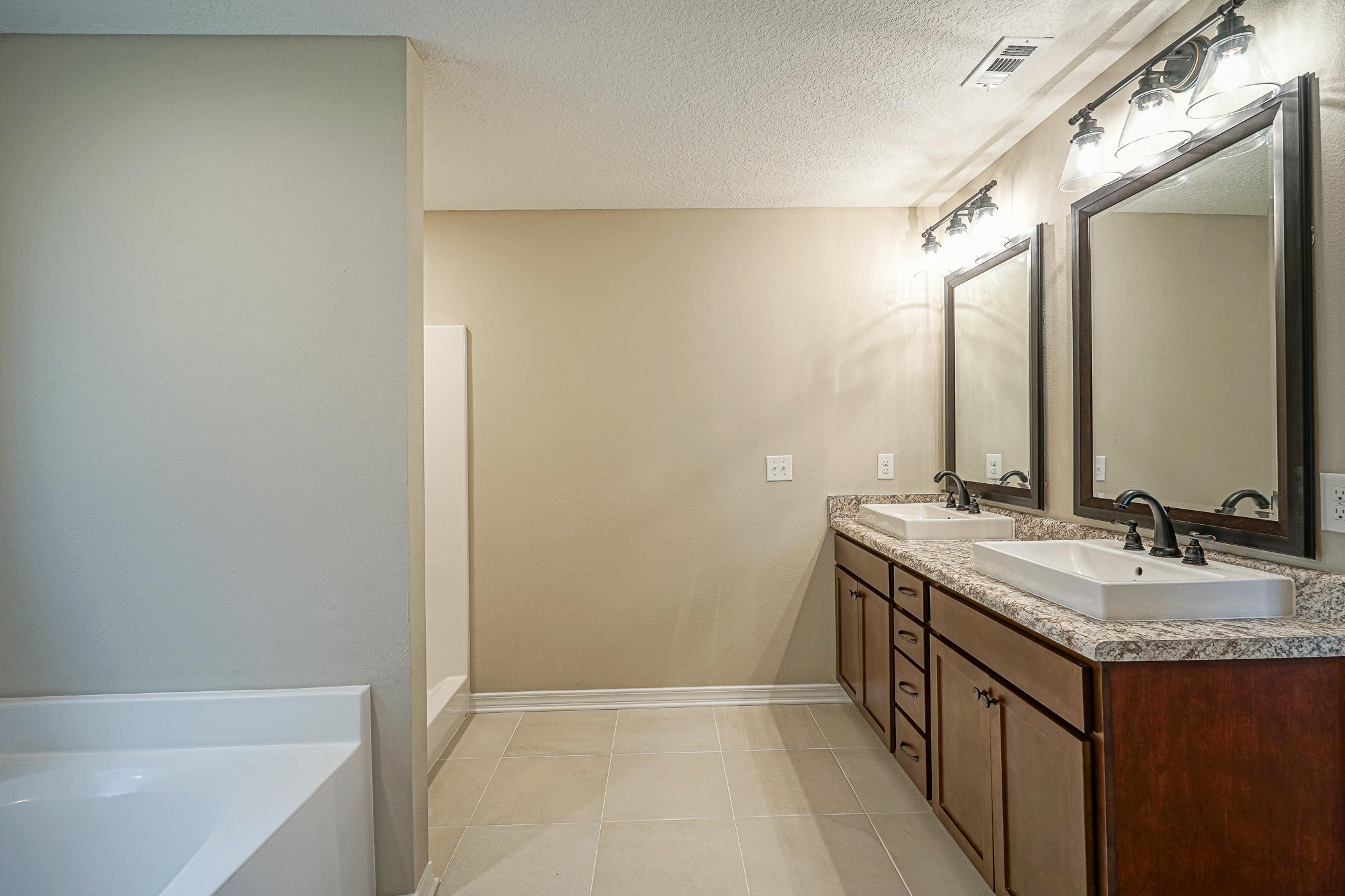 STILLWELL South - Residential