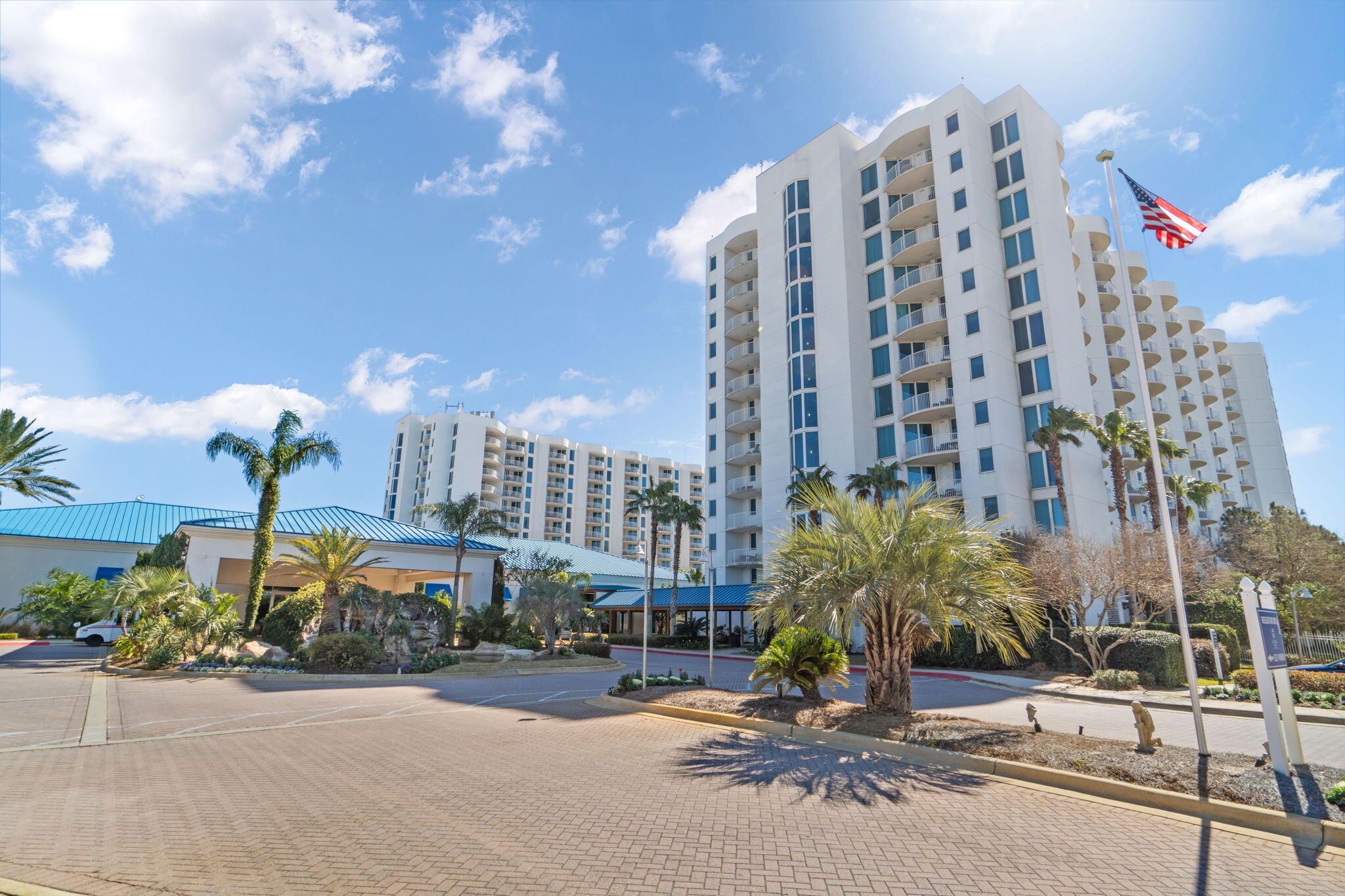 THE PALMS OF DESTIN - Residential