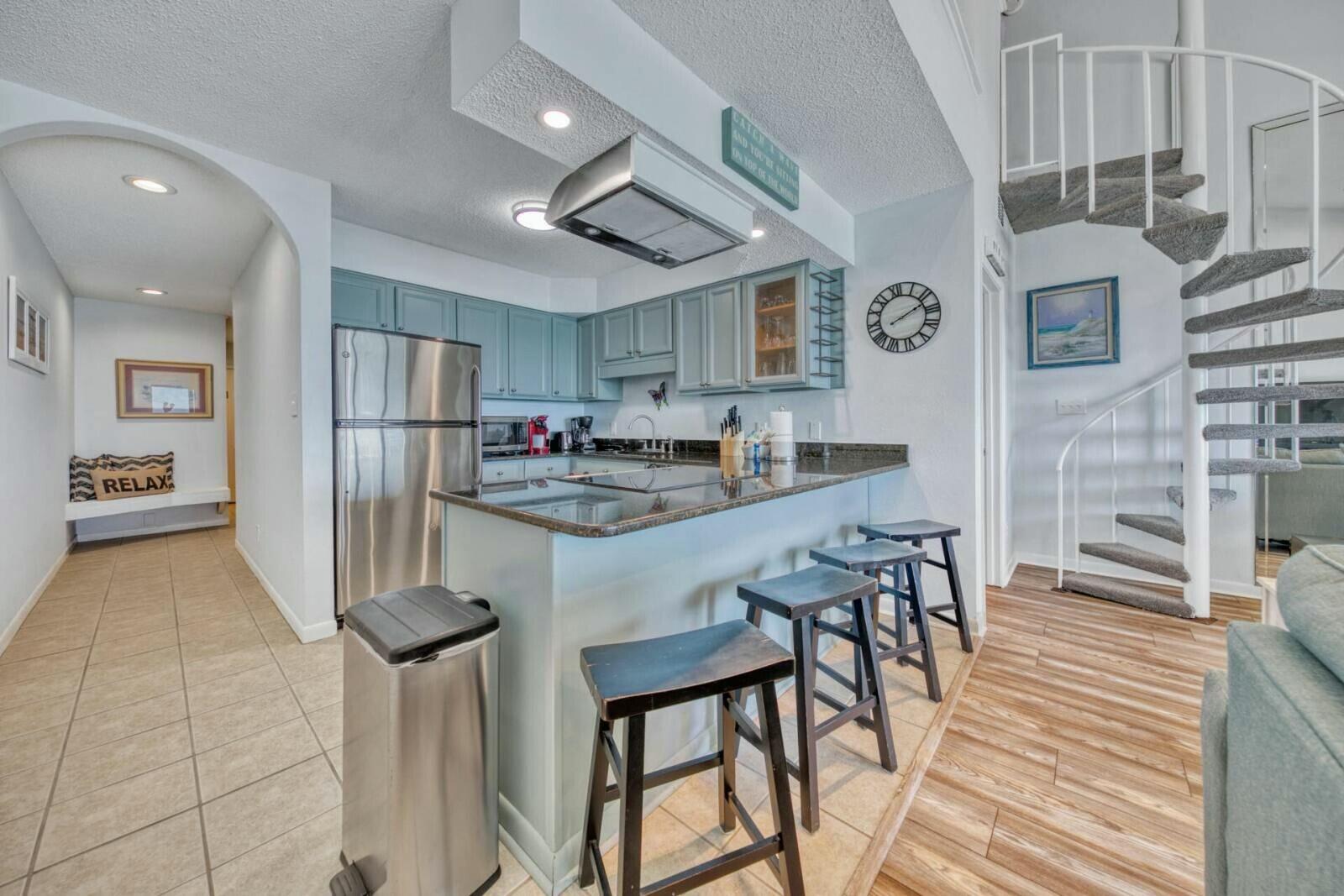 CAPISTRANO CONDO - Residential