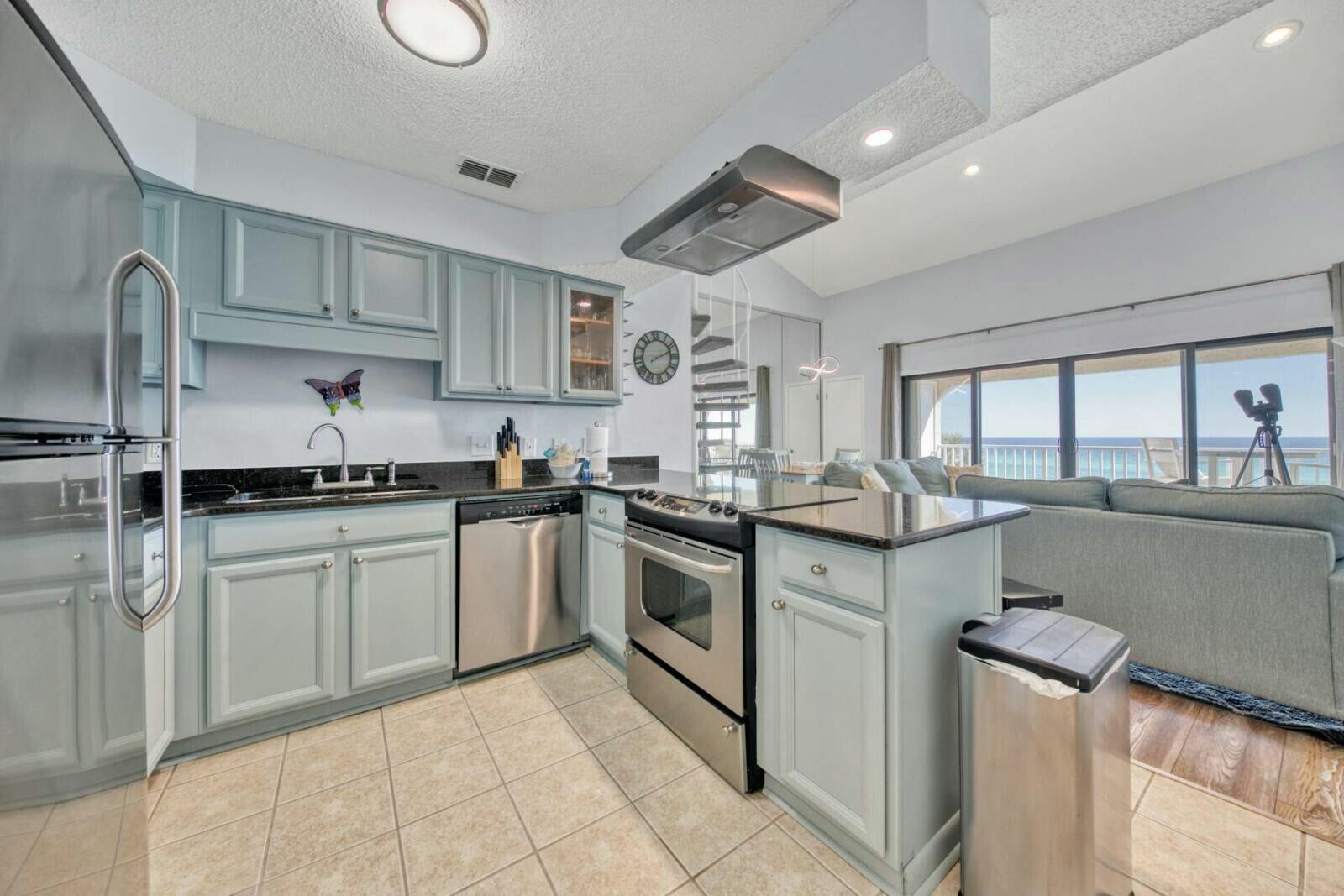 CAPISTRANO CONDO - Residential