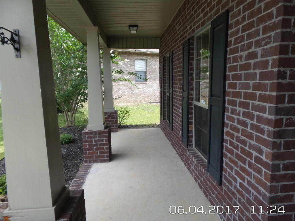 ROLLING RIDGE S/D - Residential Lease
