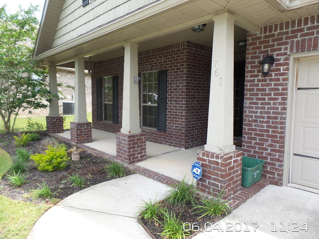 ROLLING RIDGE S/D - Residential Lease