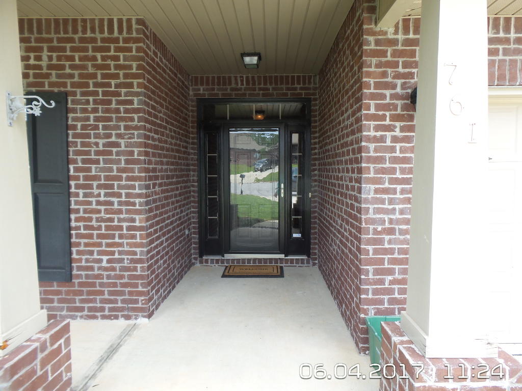 ROLLING RIDGE S/D - Residential Lease