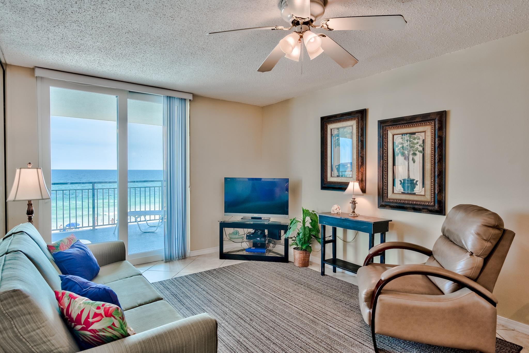 NAUTILUS CONDO - Residential