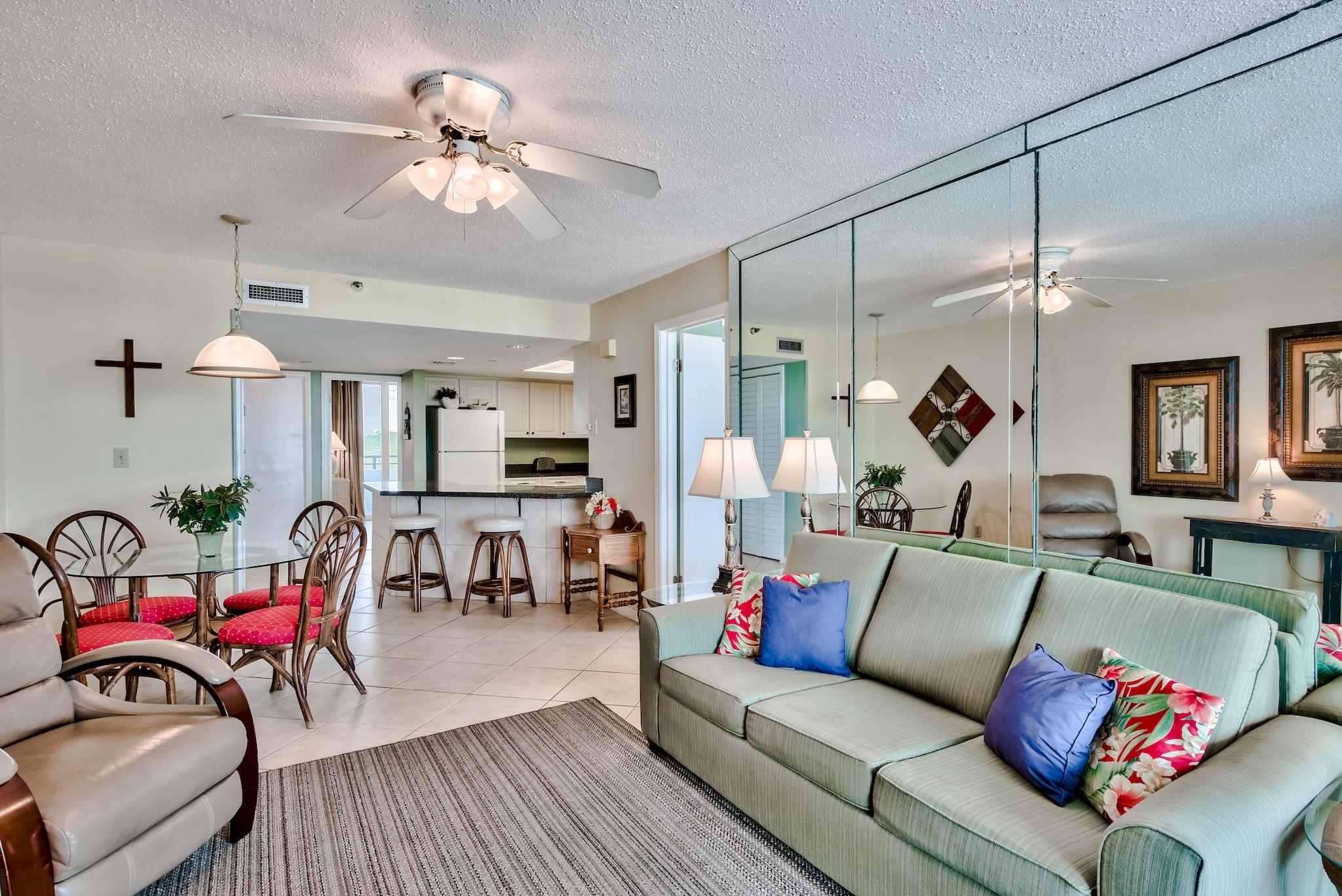 NAUTILUS CONDO - Residential