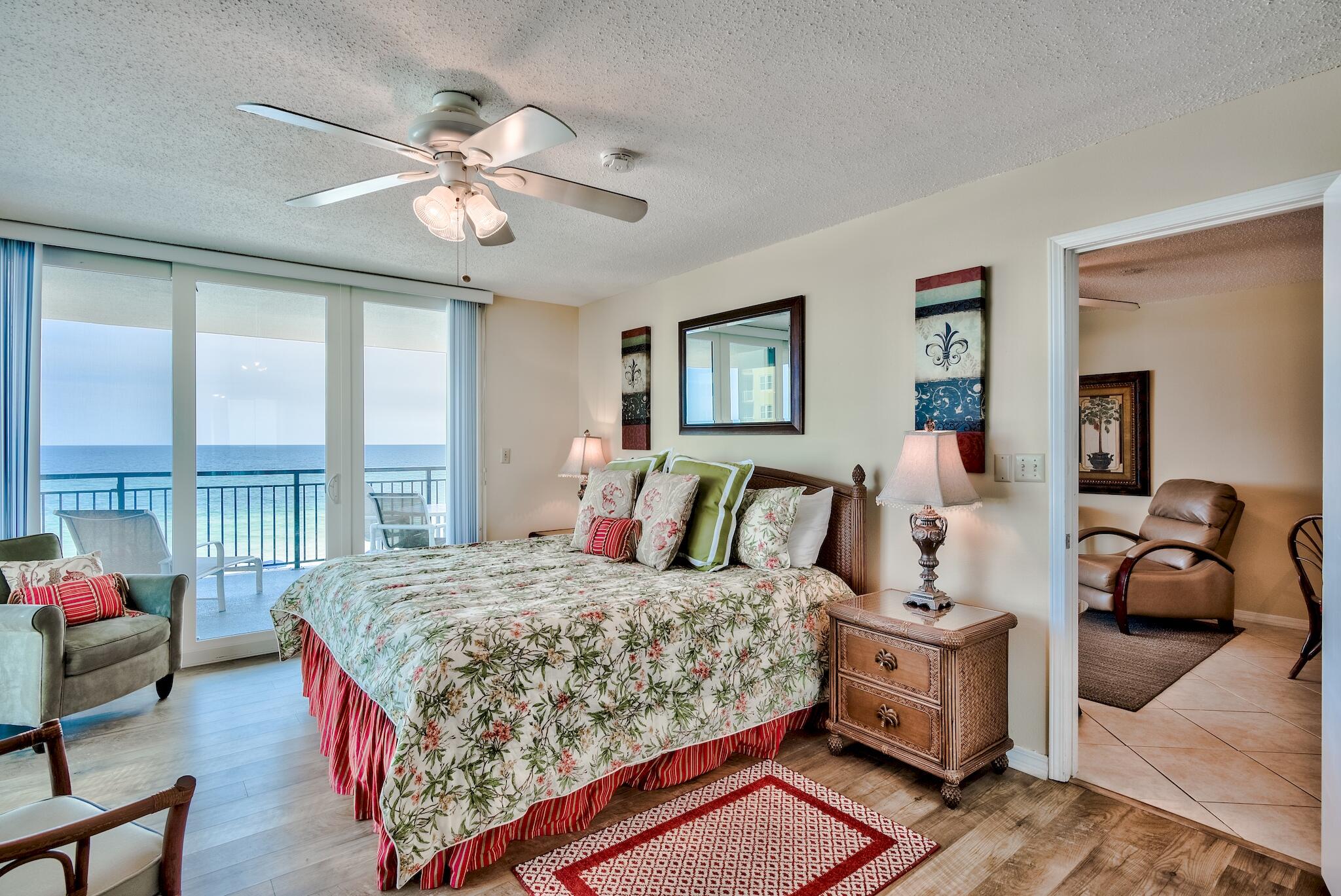 NAUTILUS CONDO - Residential