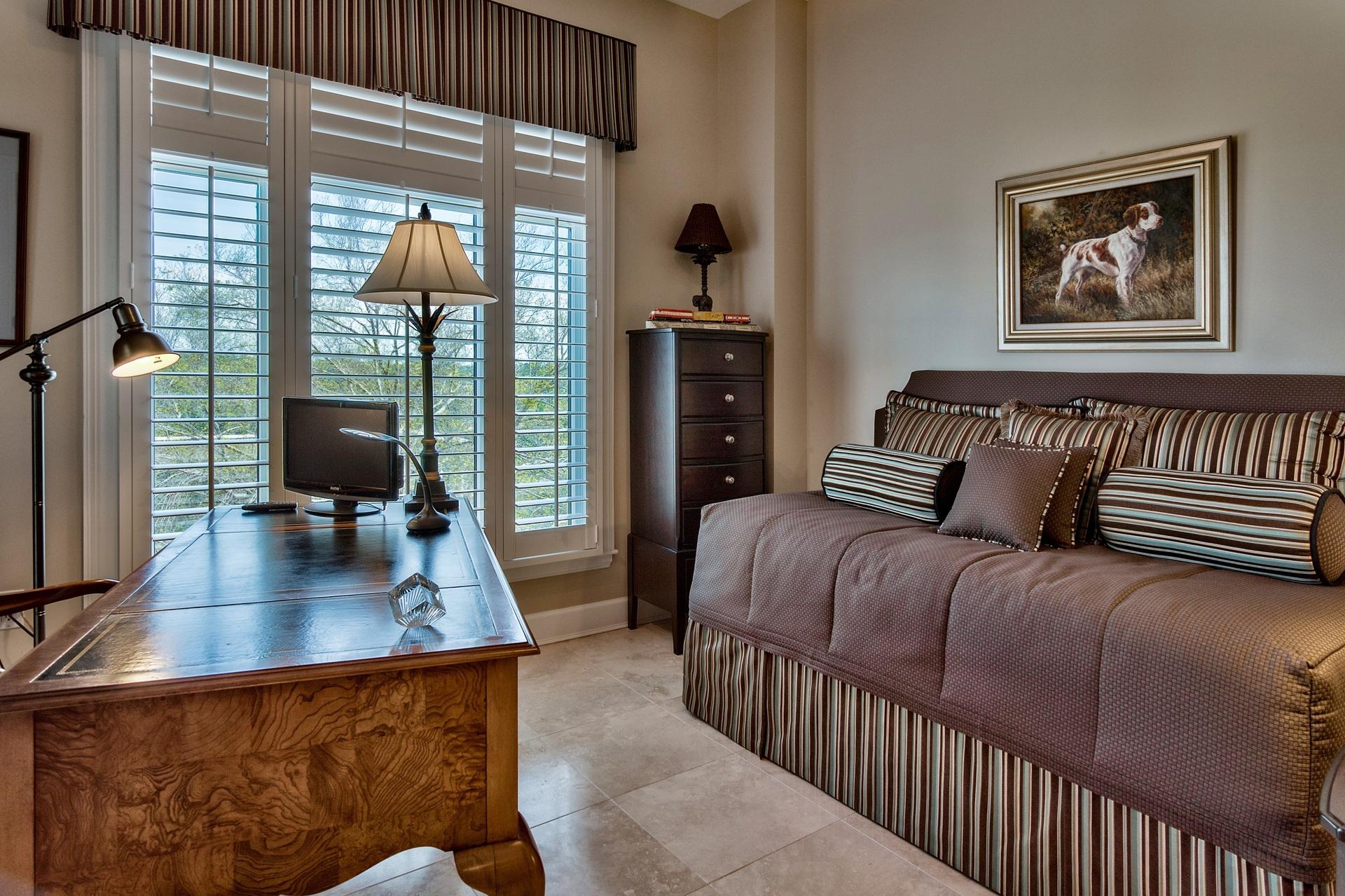 ONE WATER PLACE AT KELLY PLANTATION - Residential