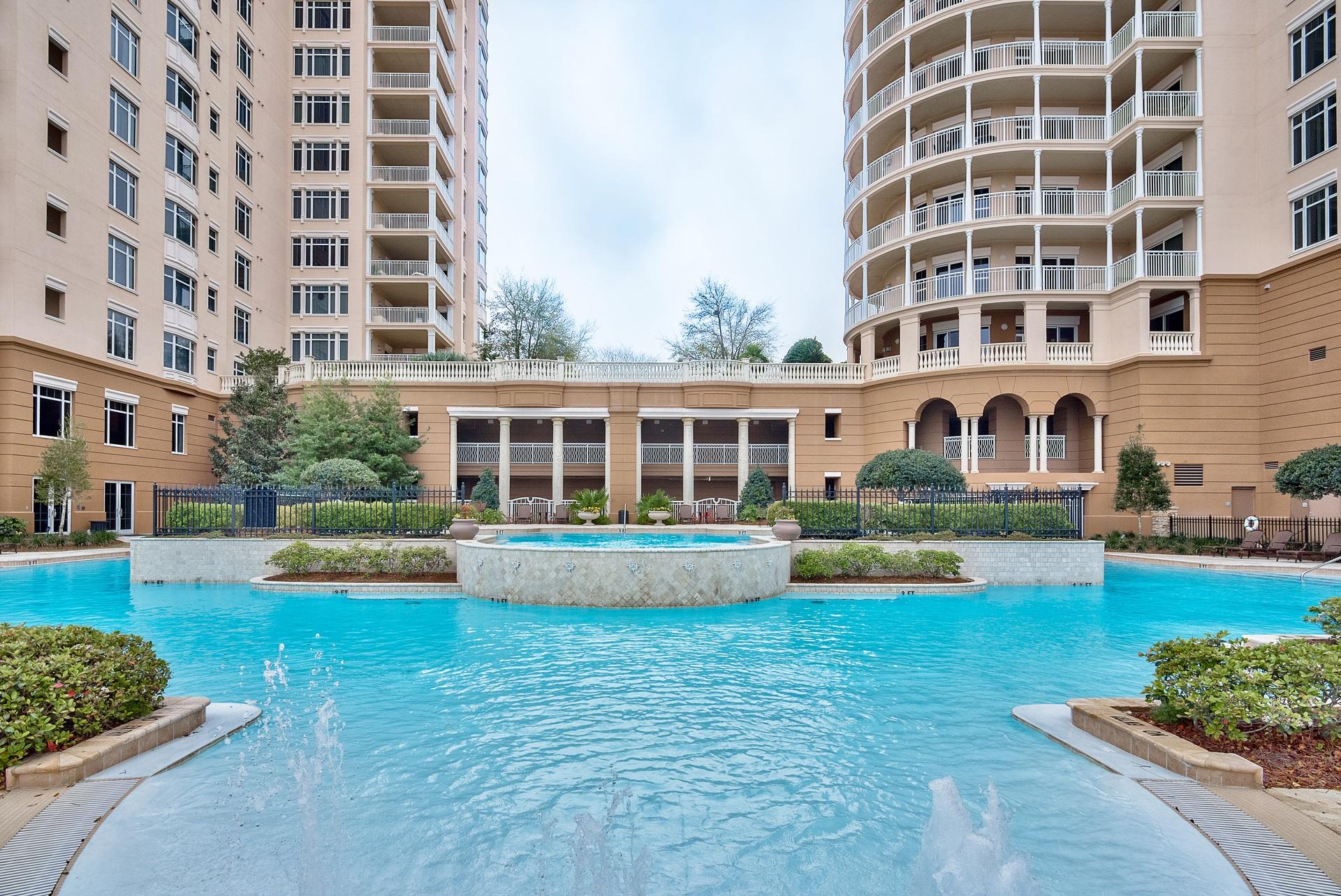 ONE WATER PLACE AT KELLY PLANTATION - Residential