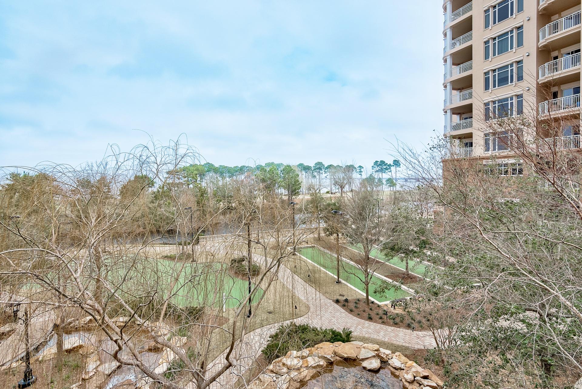 ONE WATER PLACE AT KELLY PLANTATION - Residential
