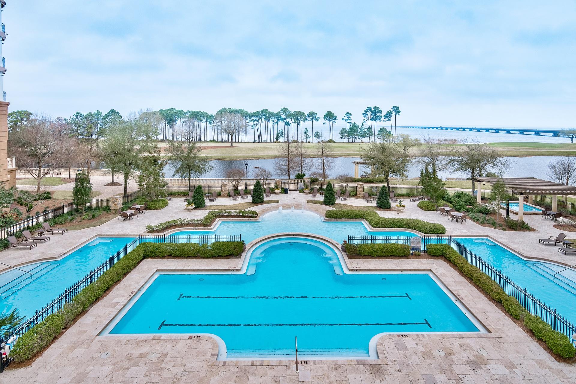 ONE WATER PLACE AT KELLY PLANTATION - Residential