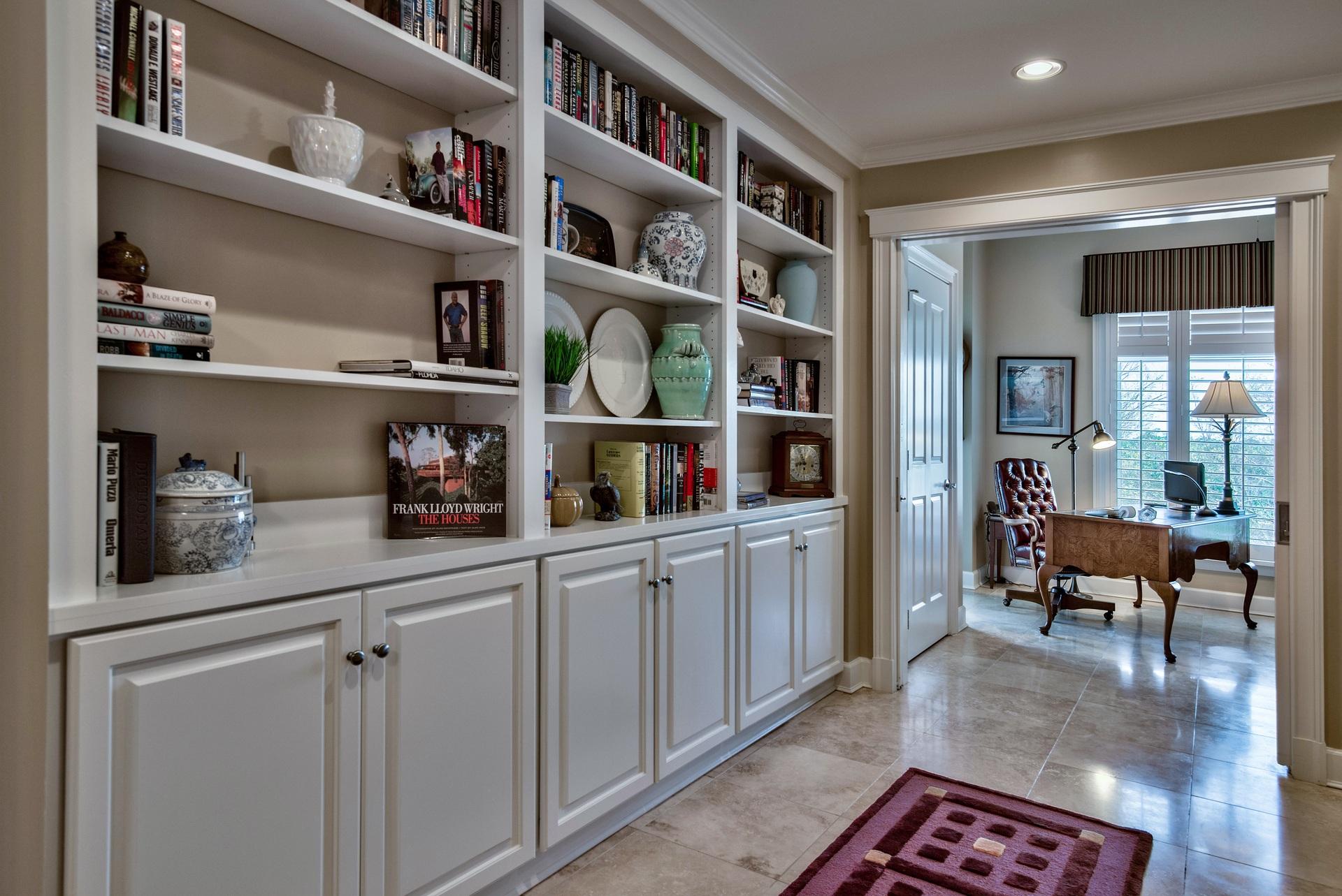 ONE WATER PLACE AT KELLY PLANTATION - Residential