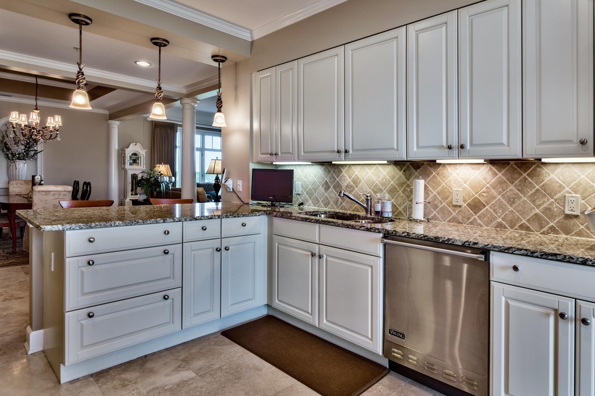 ONE WATER PLACE AT KELLY PLANTATION - Residential