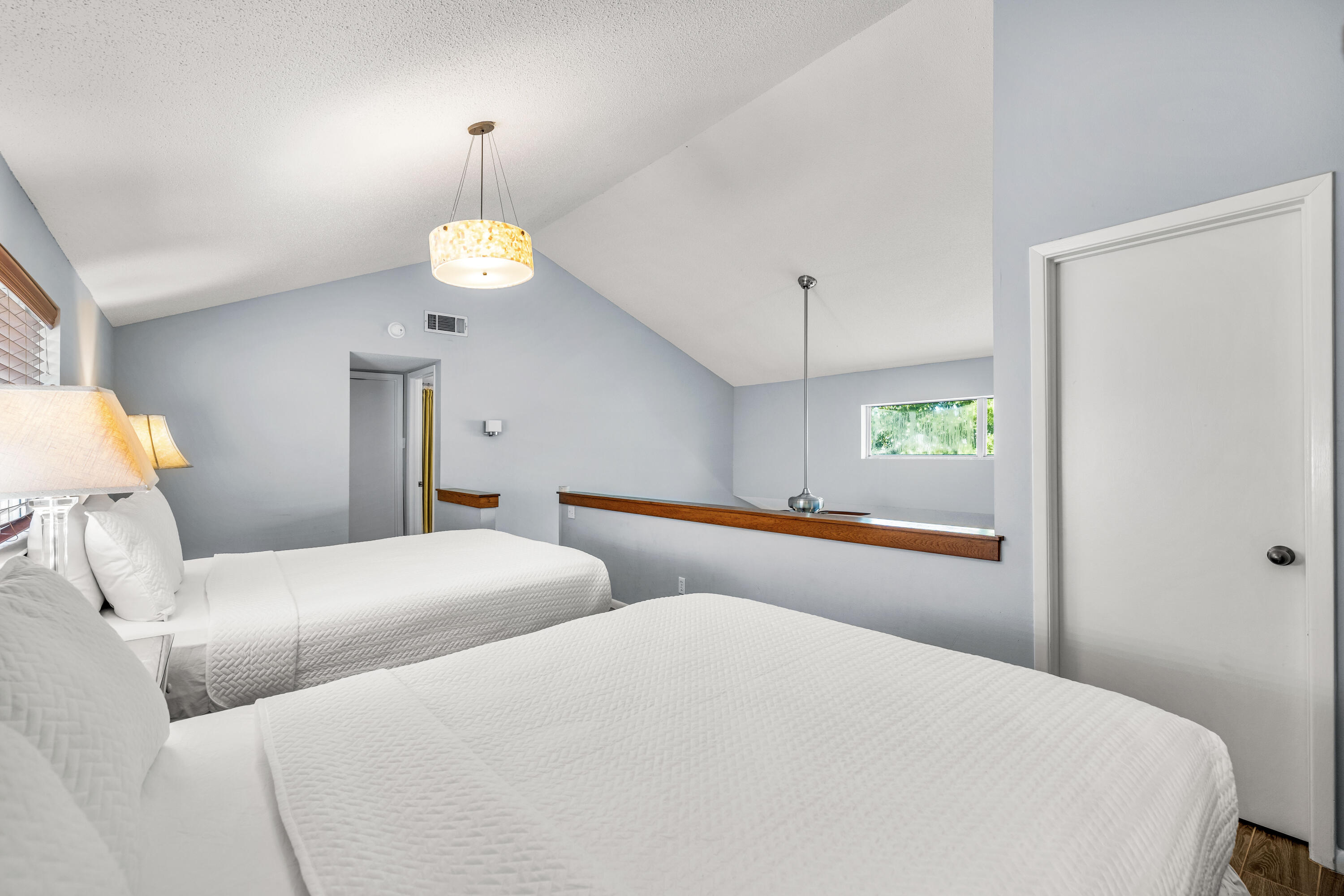HIDDEN DUNES BEACH COTTAGES 2 - Residential