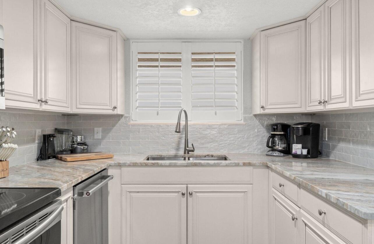 SUNDESTIN INTERNATIONAL CONDO - Residential