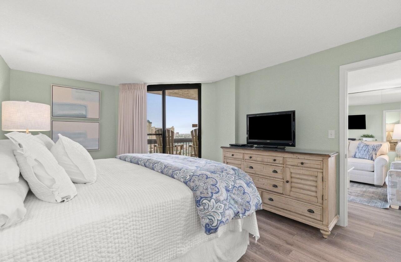 SUNDESTIN INTERNATIONAL CONDO - Residential