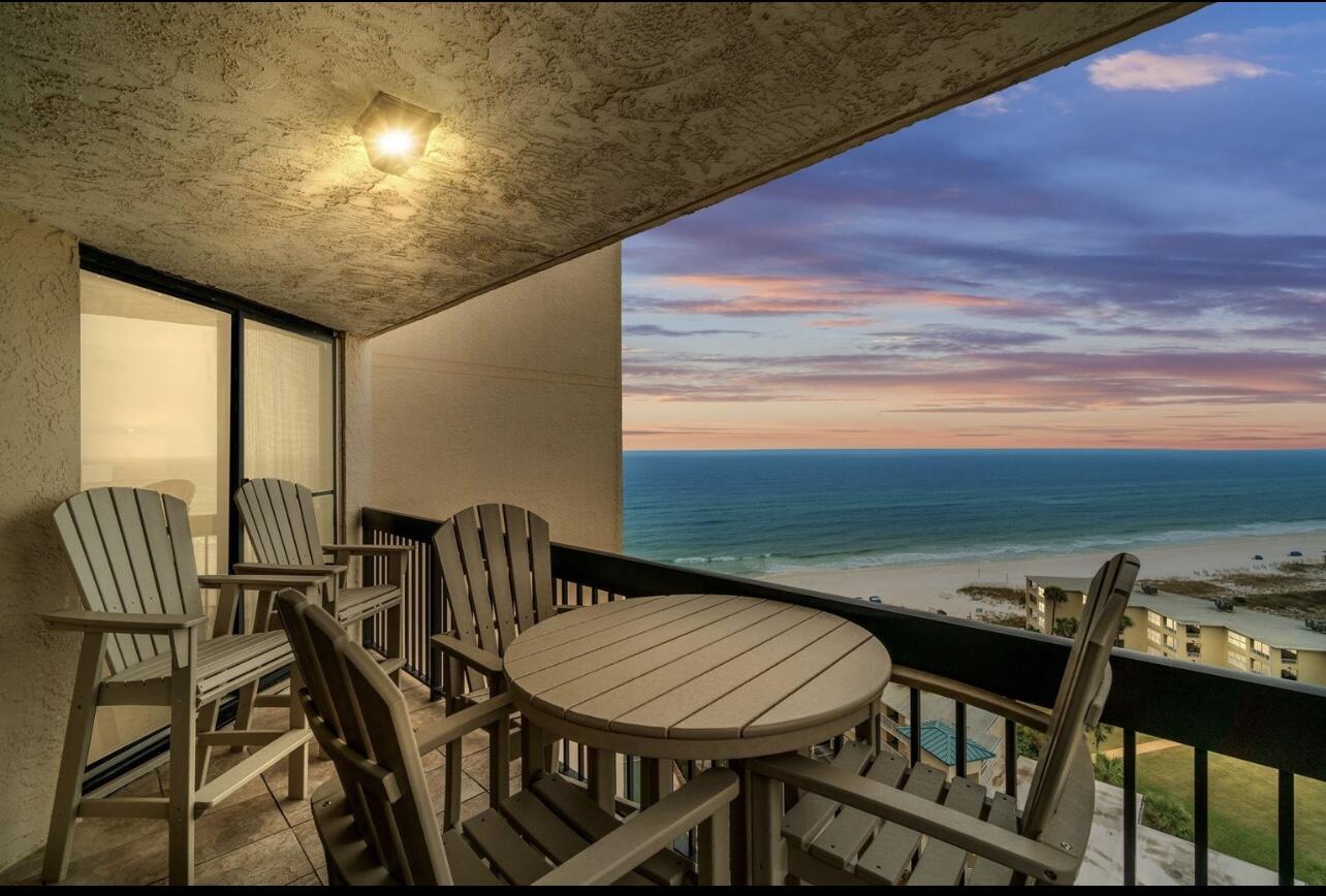 SUNDESTIN INTERNATIONAL CONDO - Residential
