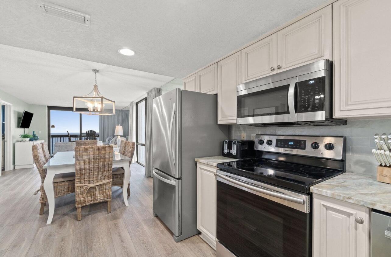 SUNDESTIN INTERNATIONAL CONDO - Residential