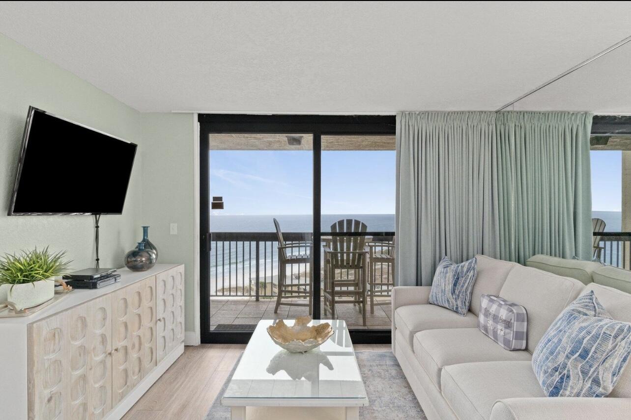 SUNDESTIN INTERNATIONAL CONDO - Residential