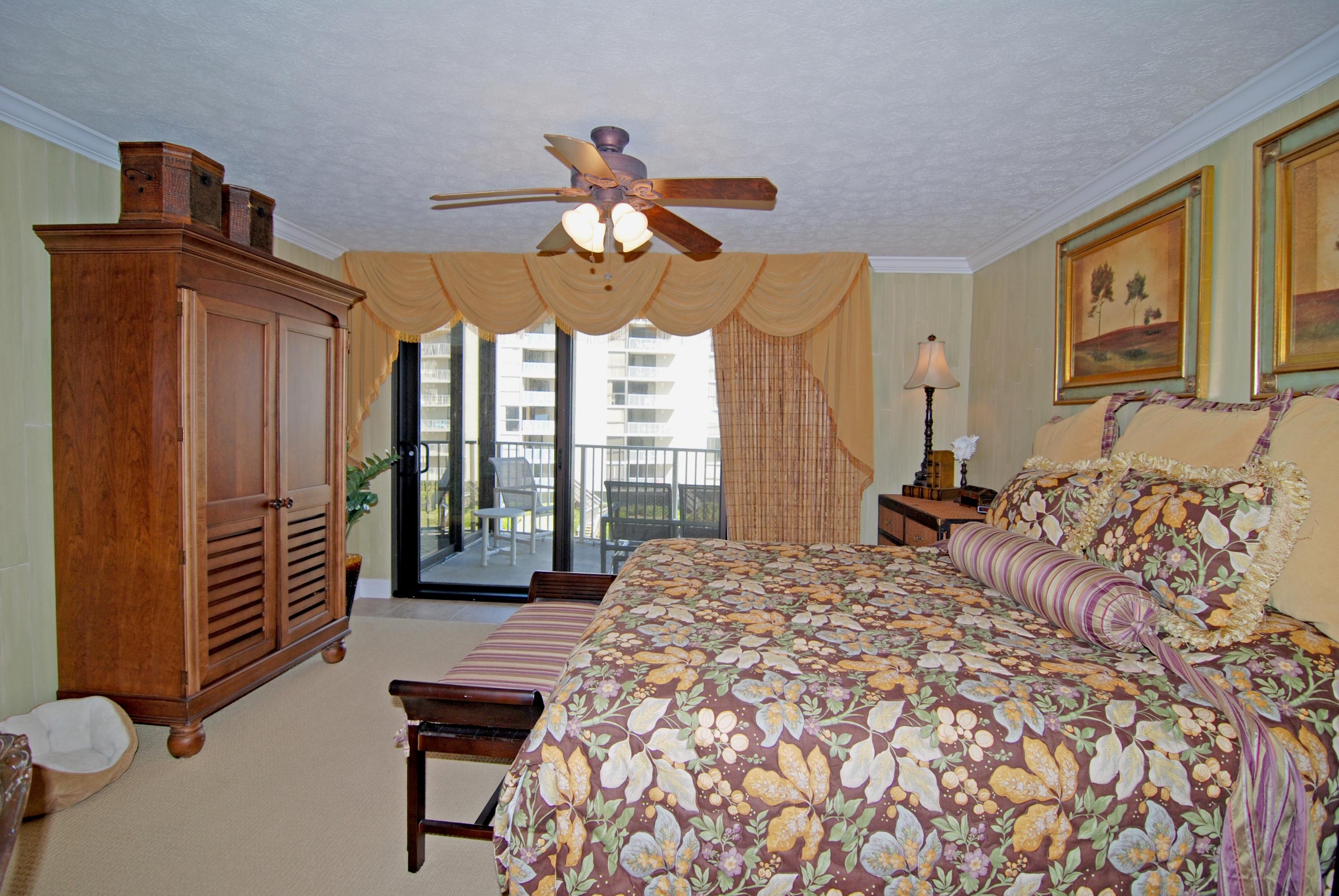 MAINSAIL CONDO PH 5 - Residential