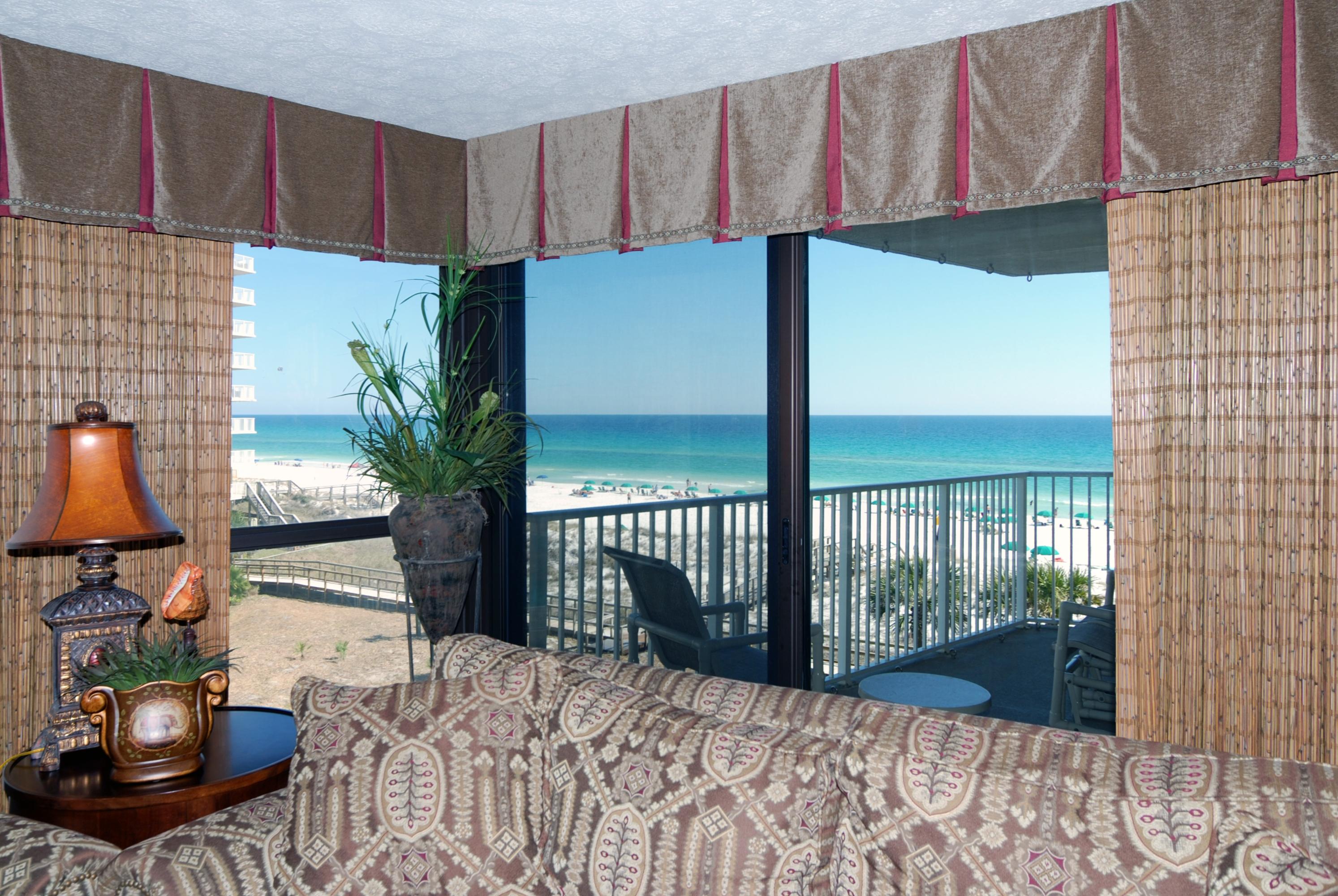 MAINSAIL CONDO PH 5 - Residential