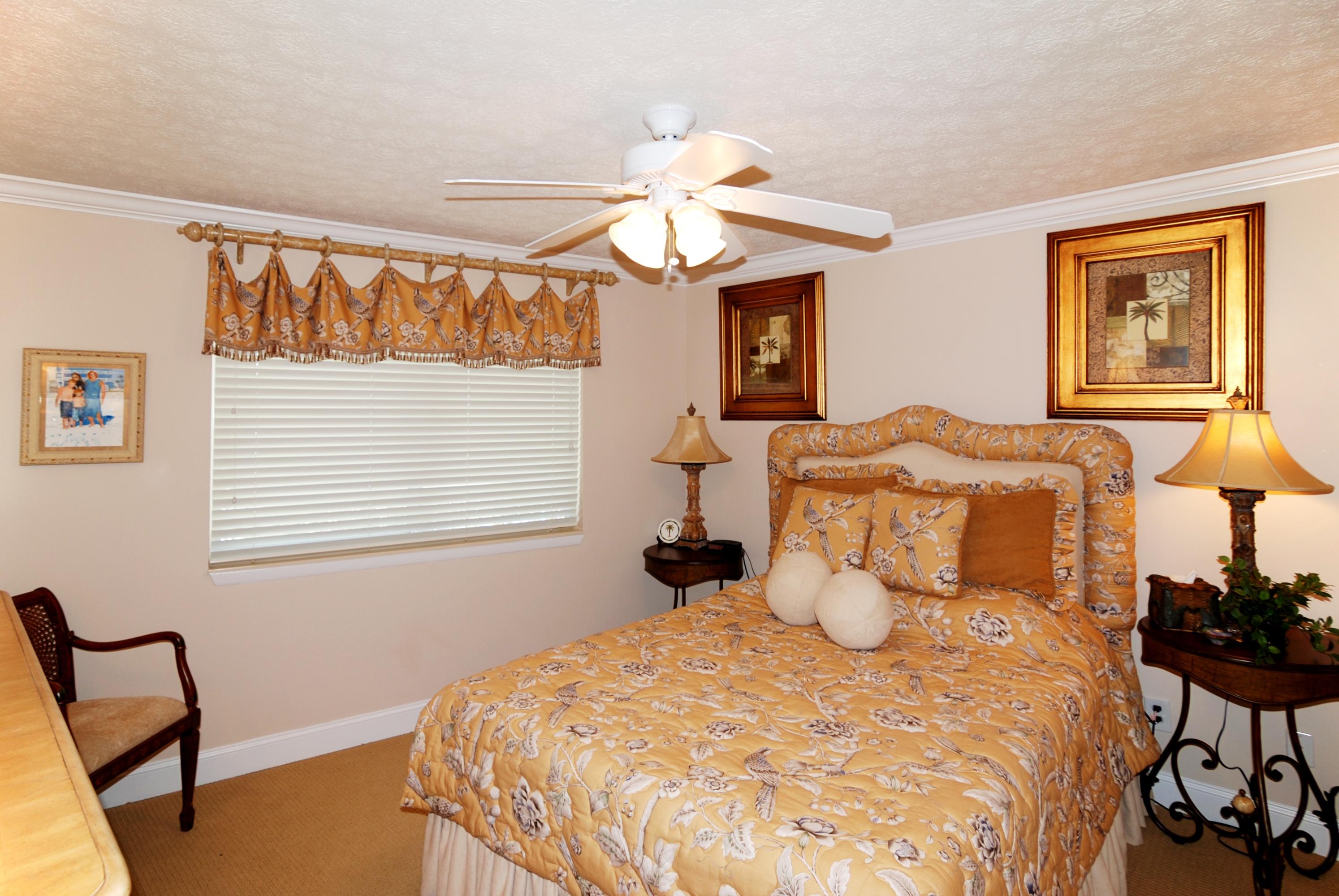 MAINSAIL CONDO PH 5 - Residential