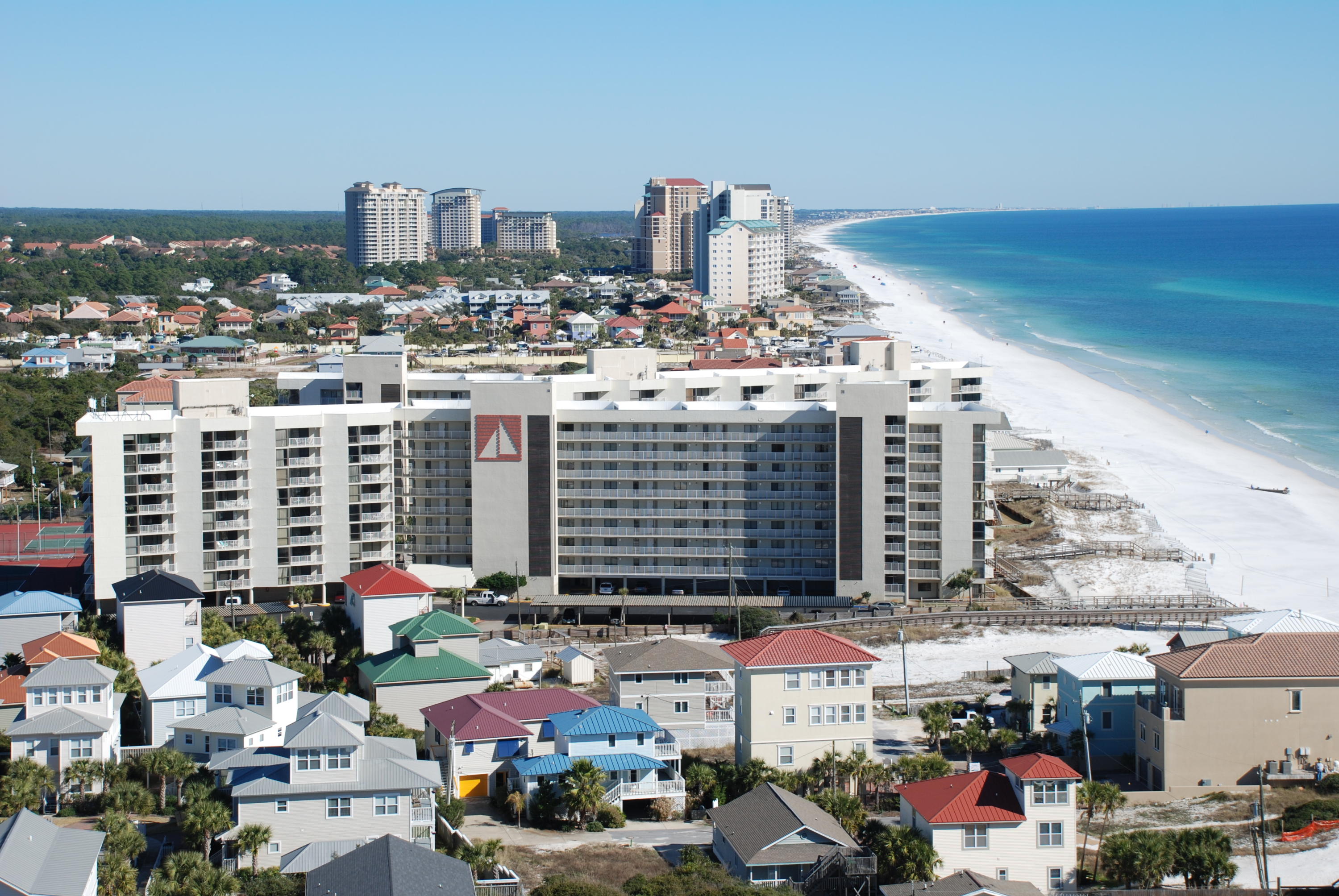 MAINSAIL CONDO PH 5 - Residential