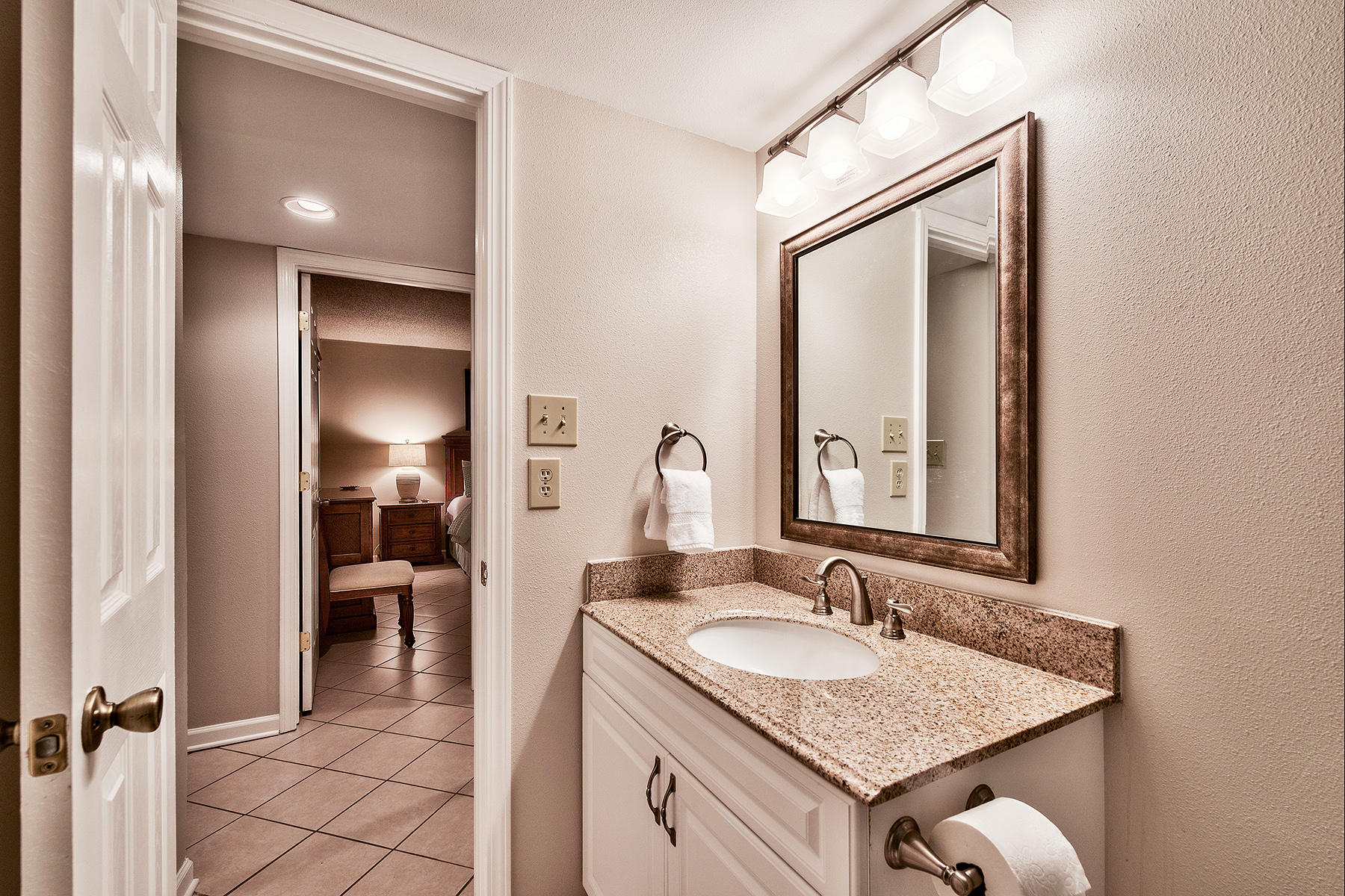 SEASCAPE CONDO GARDEN VILLA - Residential