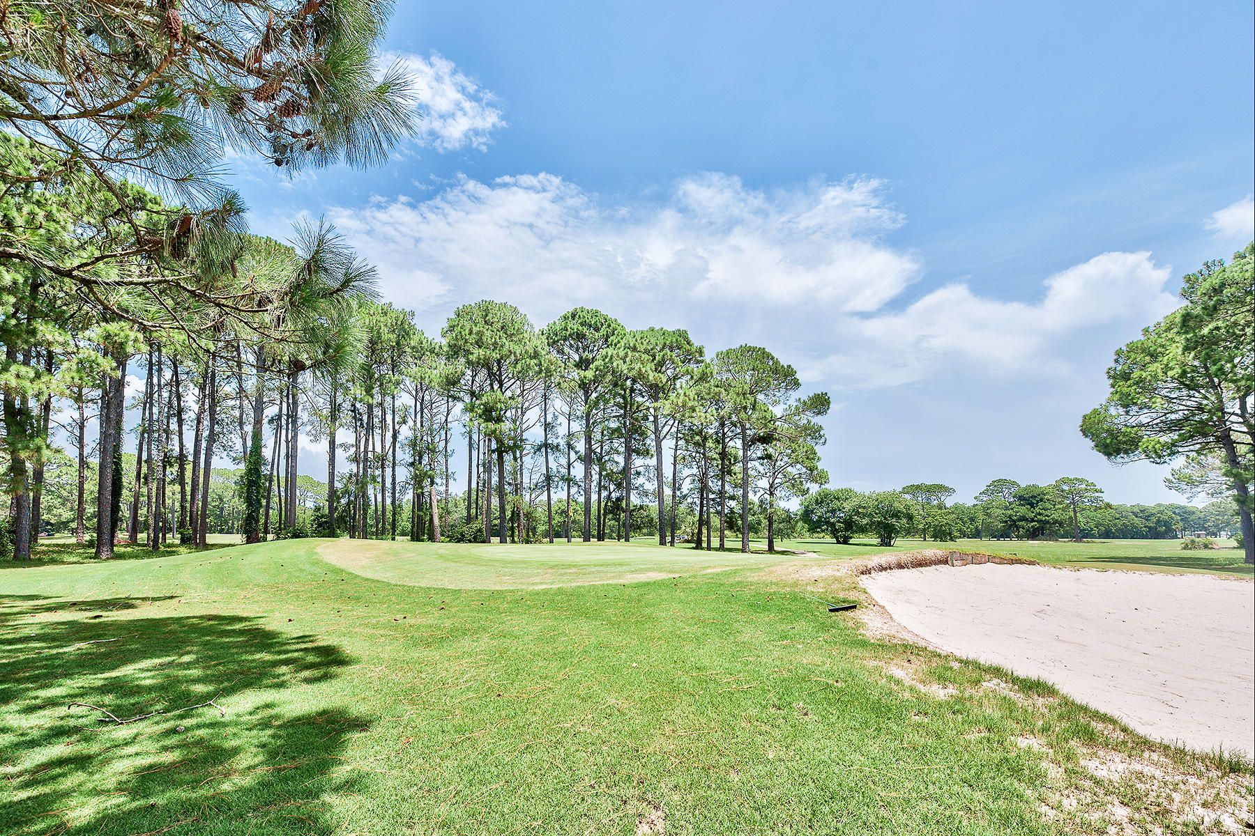 SEASCAPE CONDO GARDEN VILLA - Residential