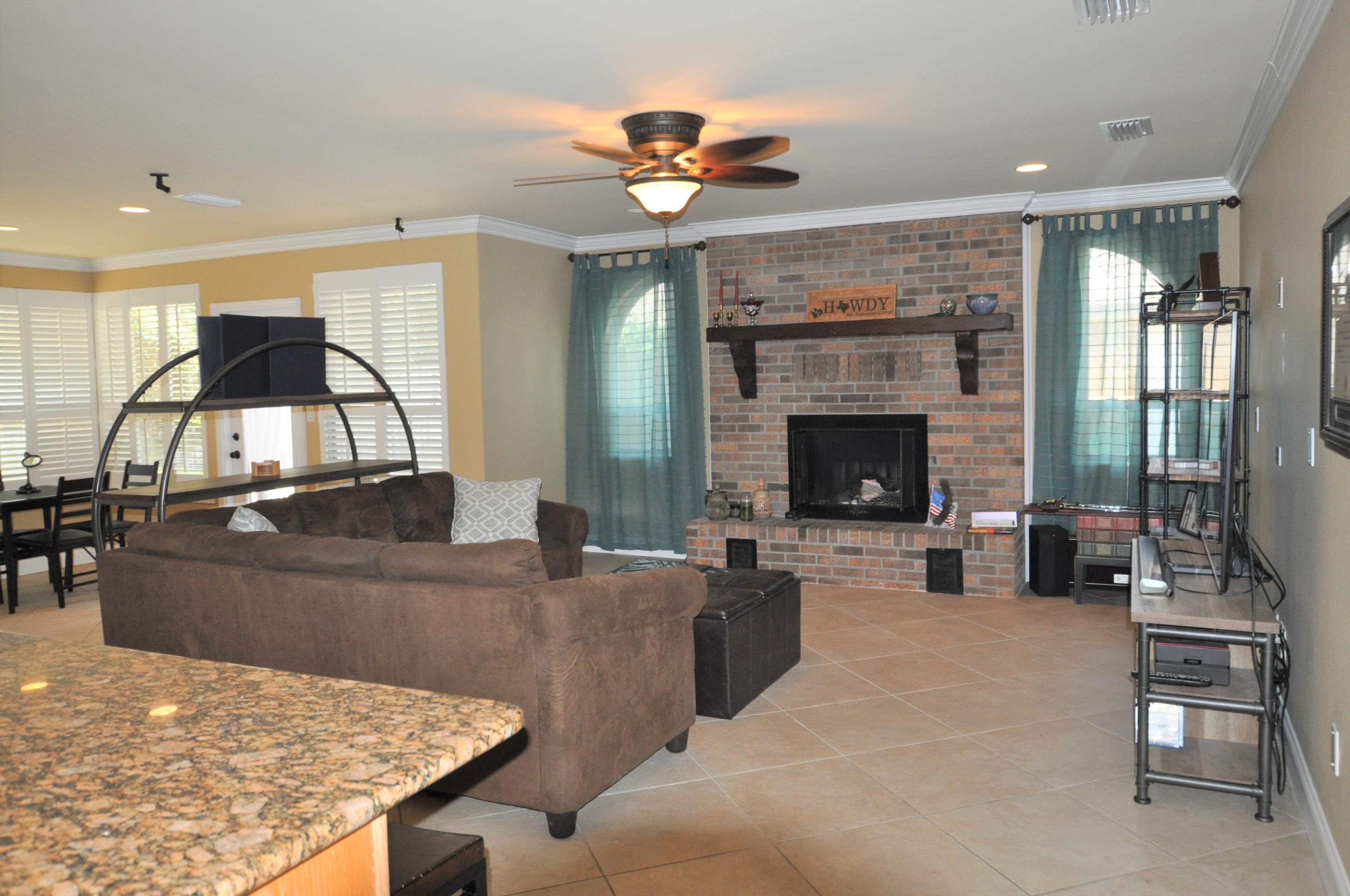 BLUEWATER BAY VILLAGE 1A - Residential