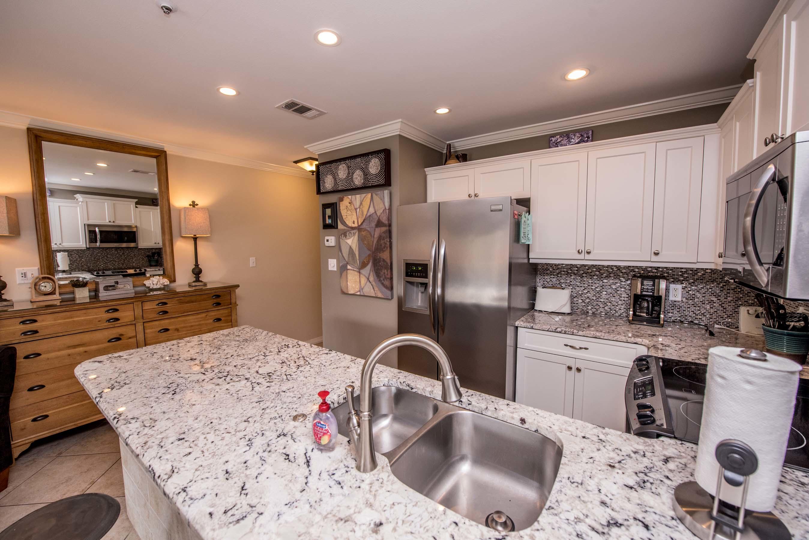 MARAVILLA CONDO 2 - Residential