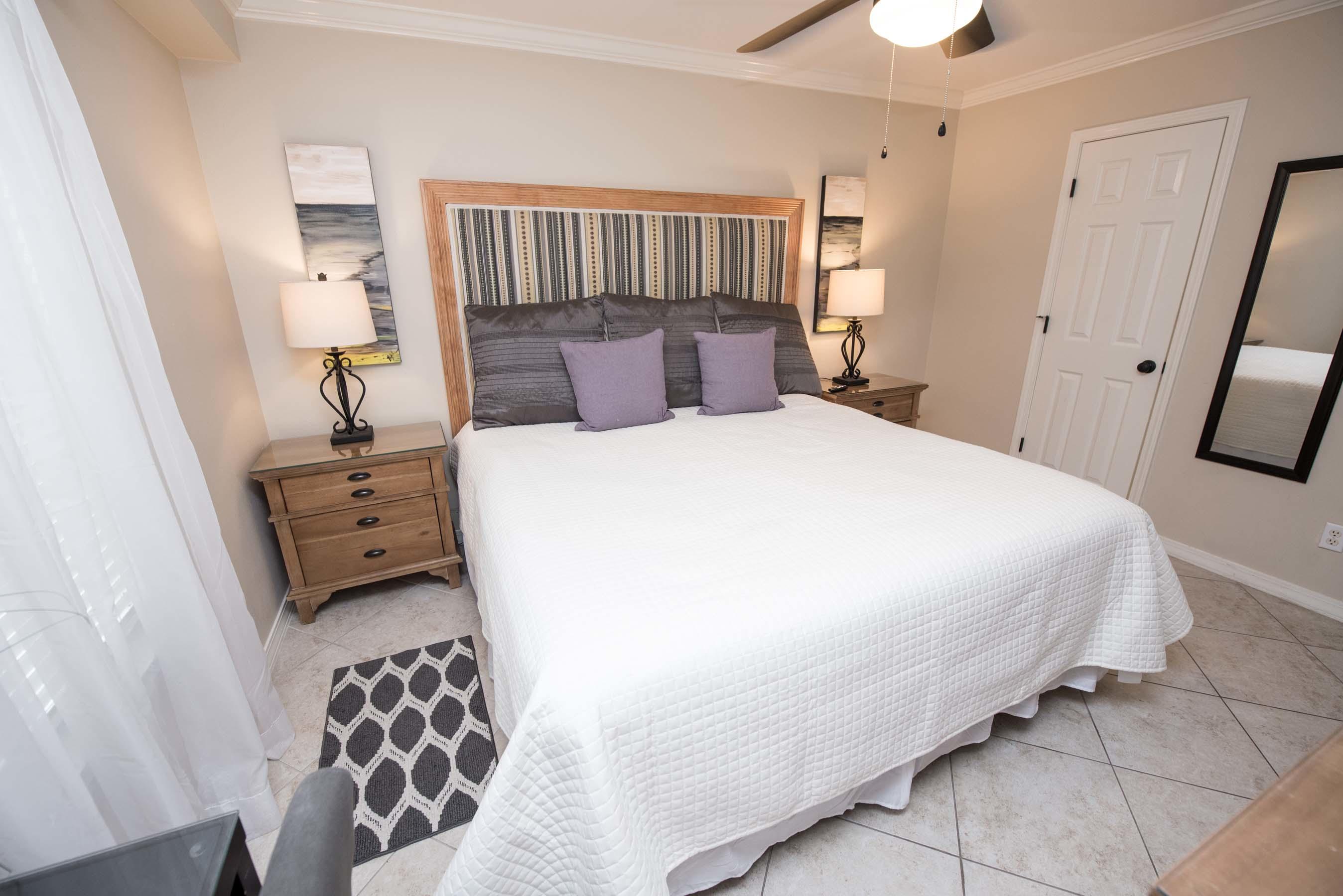 MARAVILLA CONDO 2 - Residential