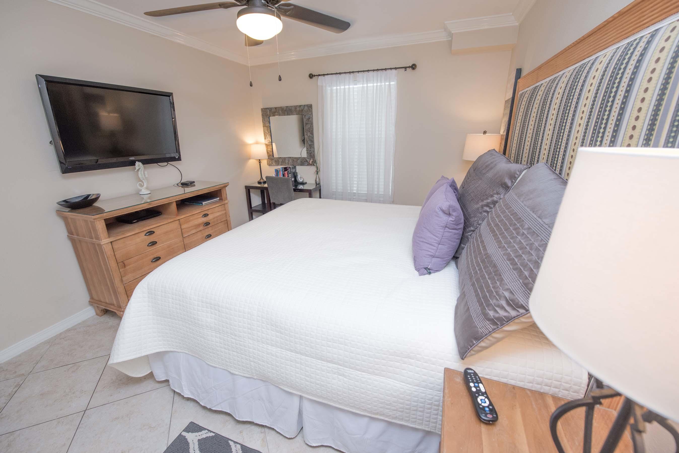 MARAVILLA CONDO 2 - Residential