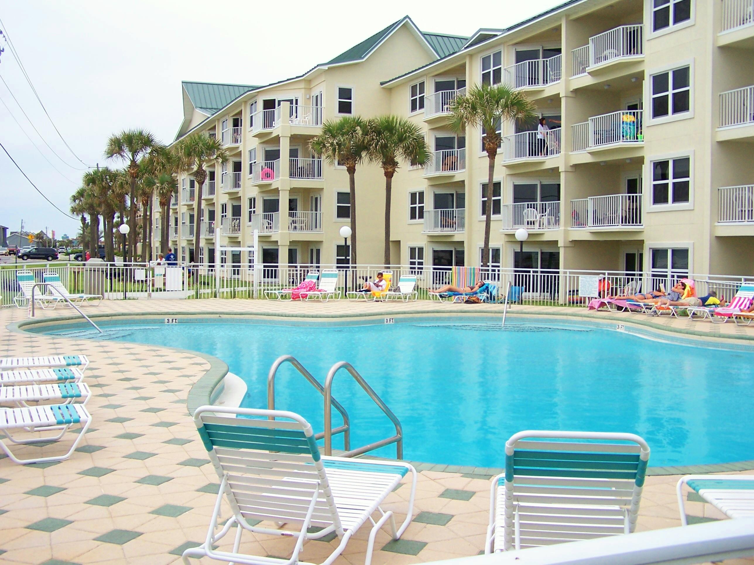 MARAVILLA CONDO 2 - Residential