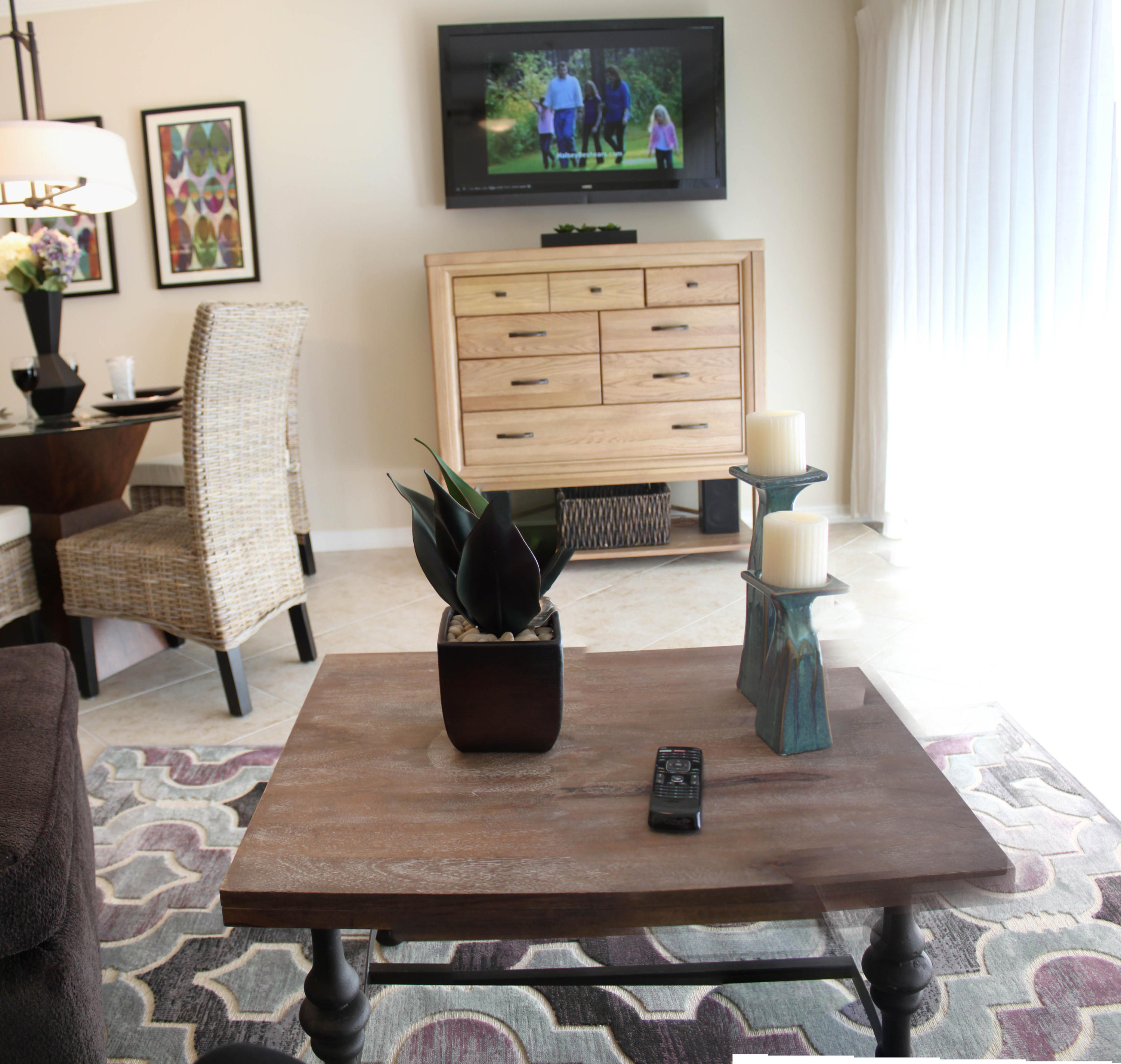 MARAVILLA CONDO 2 - Residential