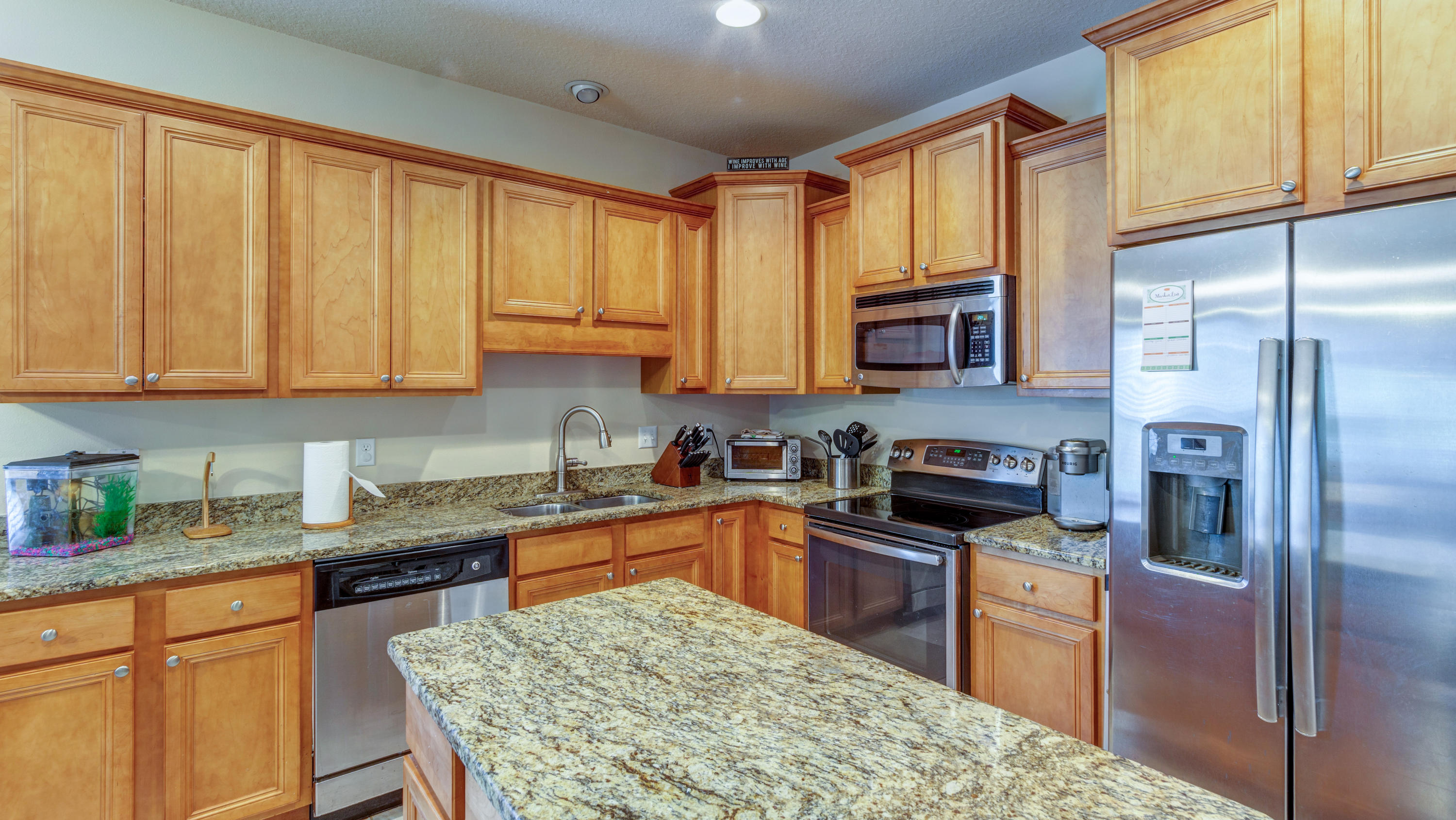 HAMMOCK BAY - Residential